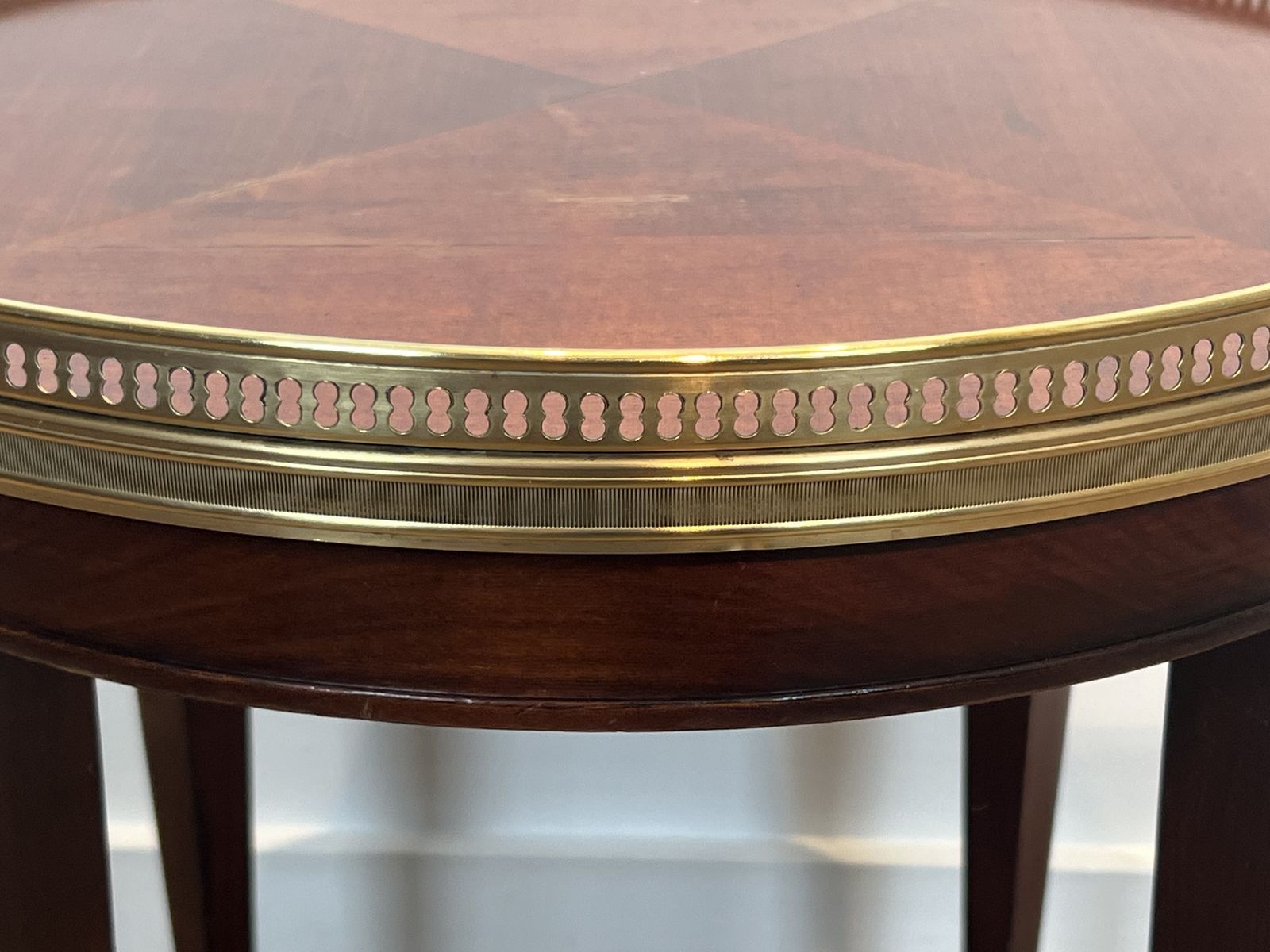 photo furniture Pair Of Round Mahogany And Brass Side Tables, Also Known As Bouillotte Tables, End Tables, Or Pedestal Tables In Neoclassical Style