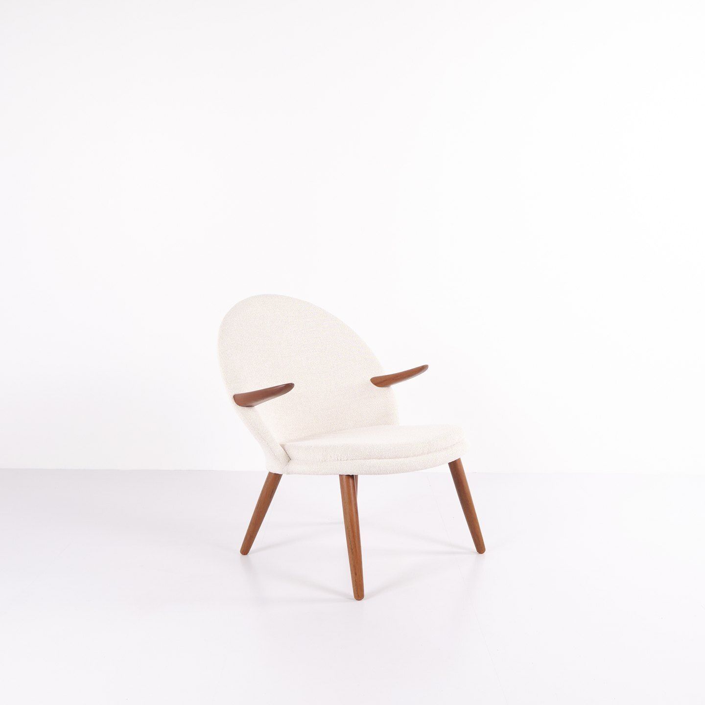 Armchair   Teak & Light Fabric   Kurt Olsen   Glostrup Furniture Factory   1960s photo Furniture