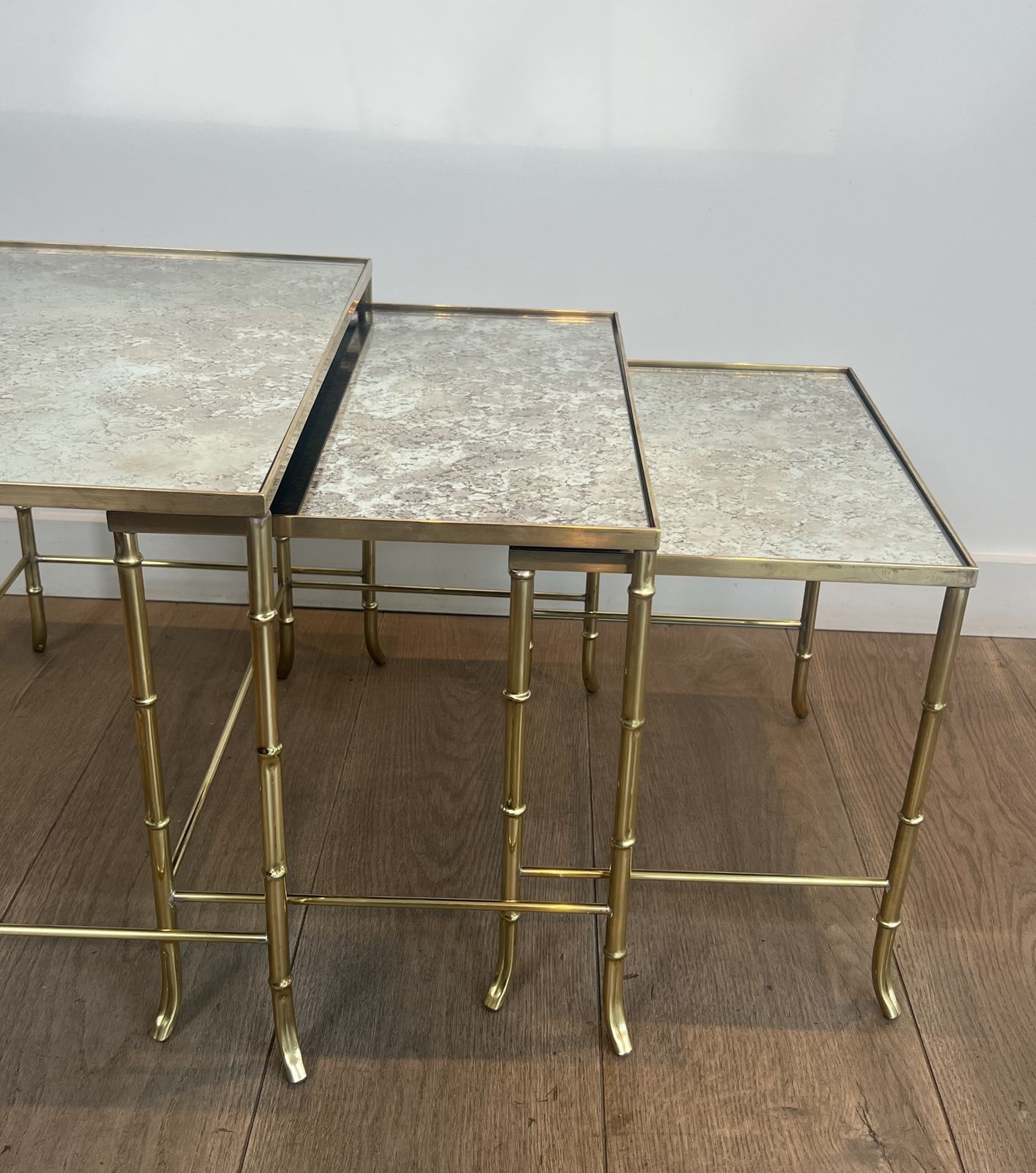 Set Of Nesting Tables In Faux Bamboo Style, Brass With Eglomisé Glass Top By Maison Baguès photo vinterior