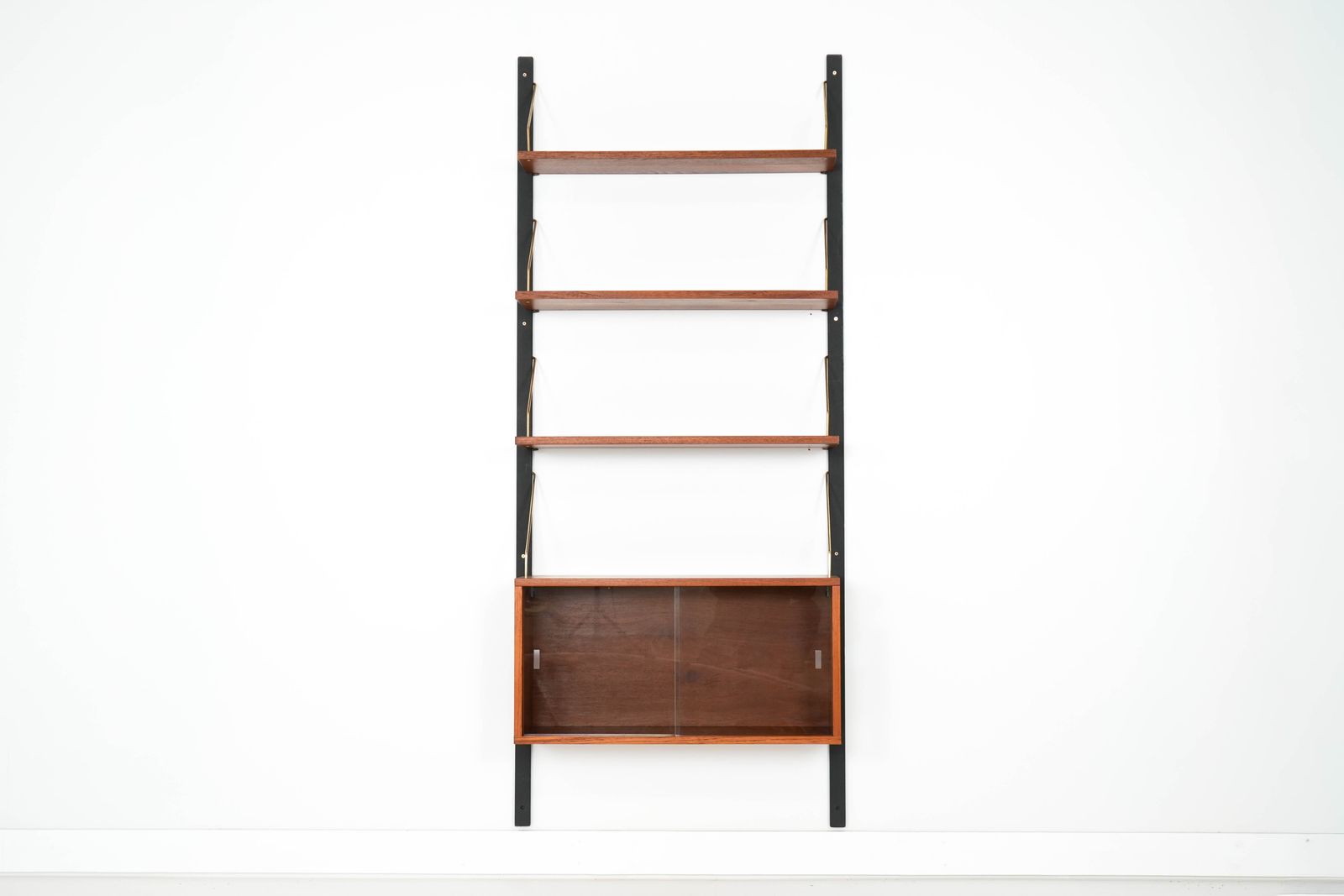 photo vintage Teakhouten Wandkast, Deens Design, Jaren 1960, Productie: Denemarken