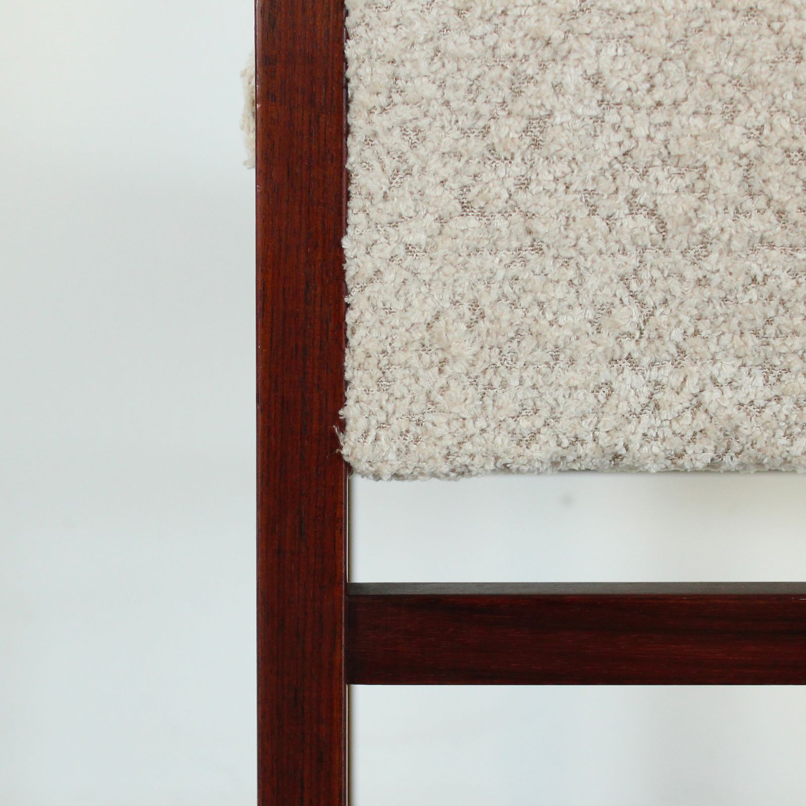 Set Of 6 Tito Agnoli Ash Dining Chairs For Cinova With Bouclé Upholstery photo 4700.0