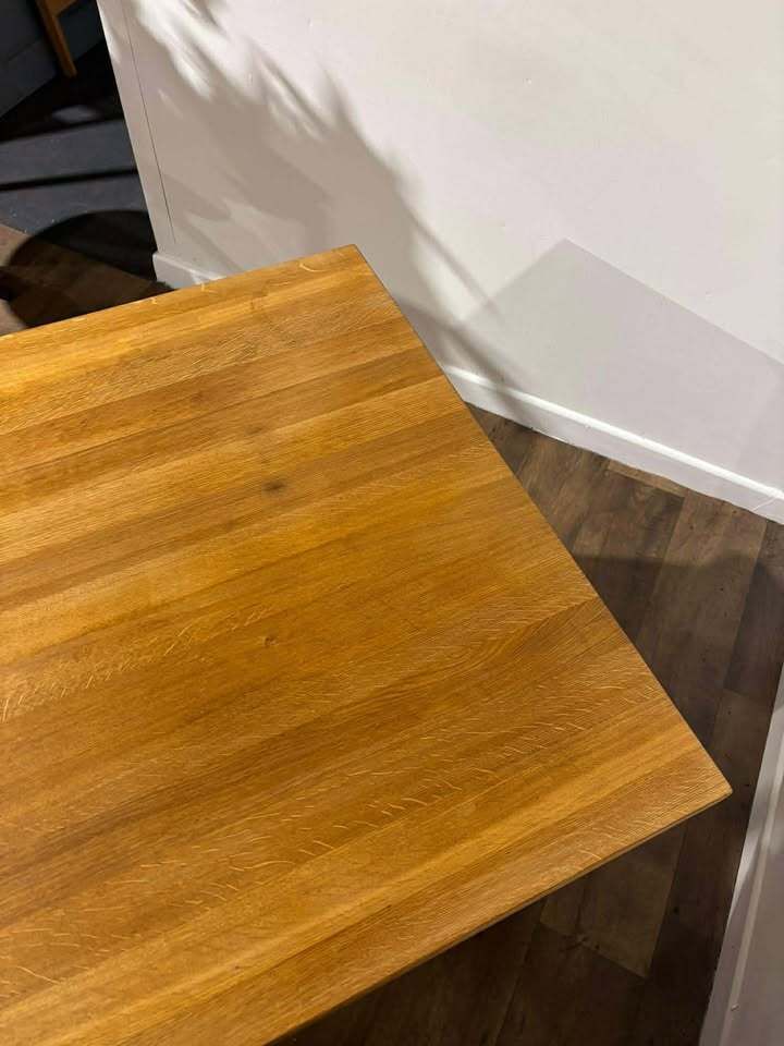 Contemporary Solid Oak Extending Dining Table photo vinterior