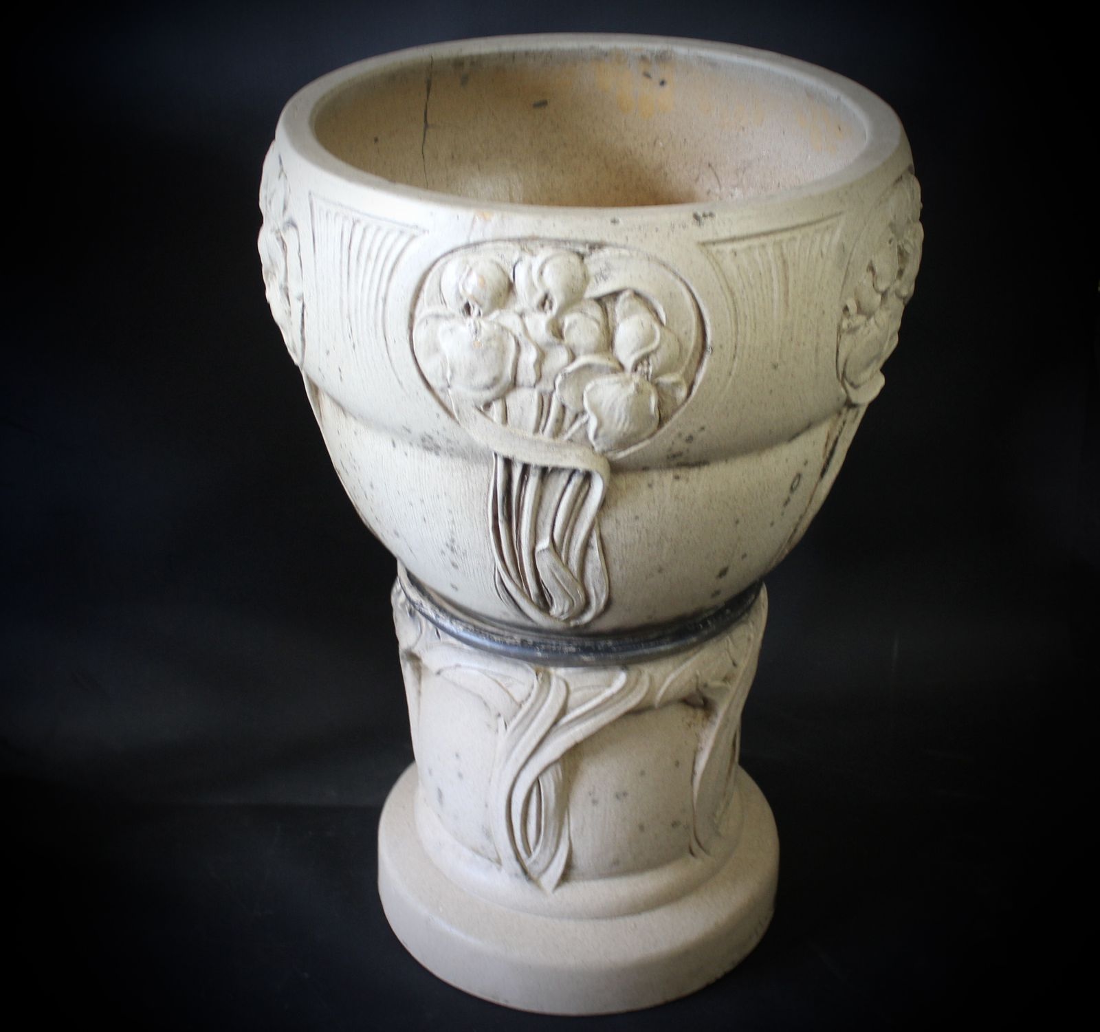 Pair Of Arts And Crafts Jardinieres By Lefco photo 1500.0