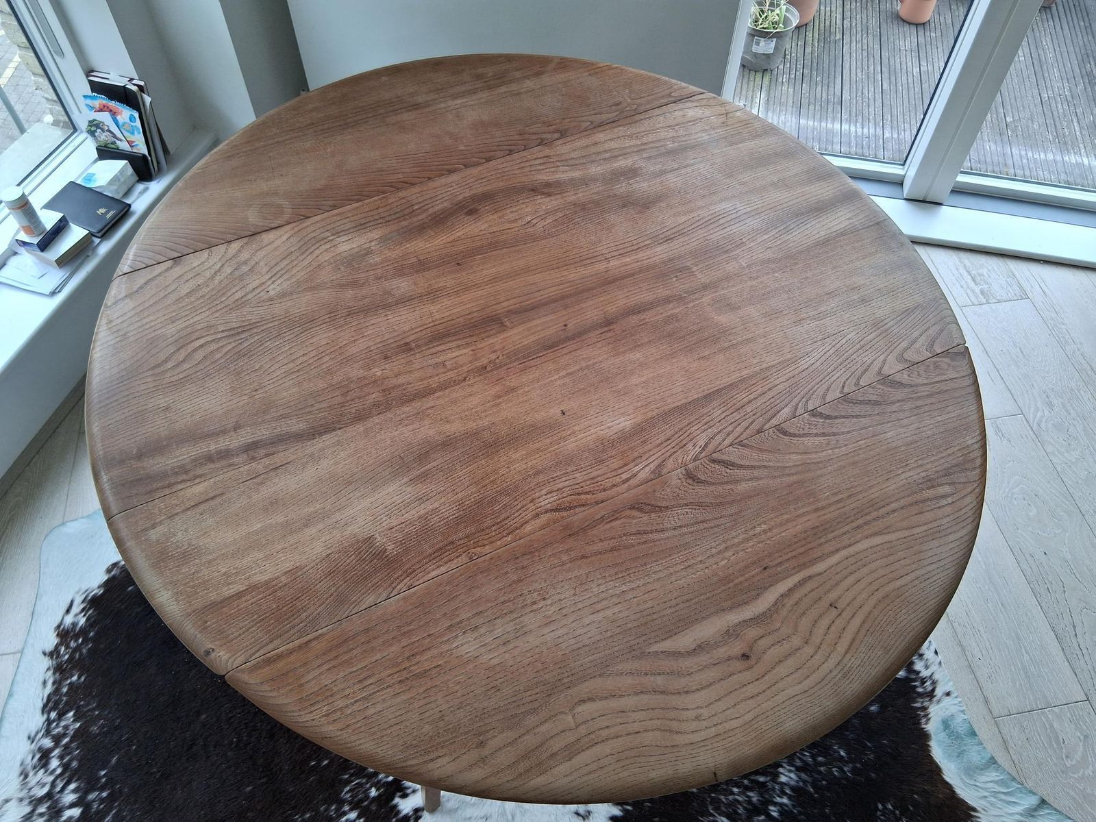 Ercol Round Drop Leaf Dining Table photo Furniture