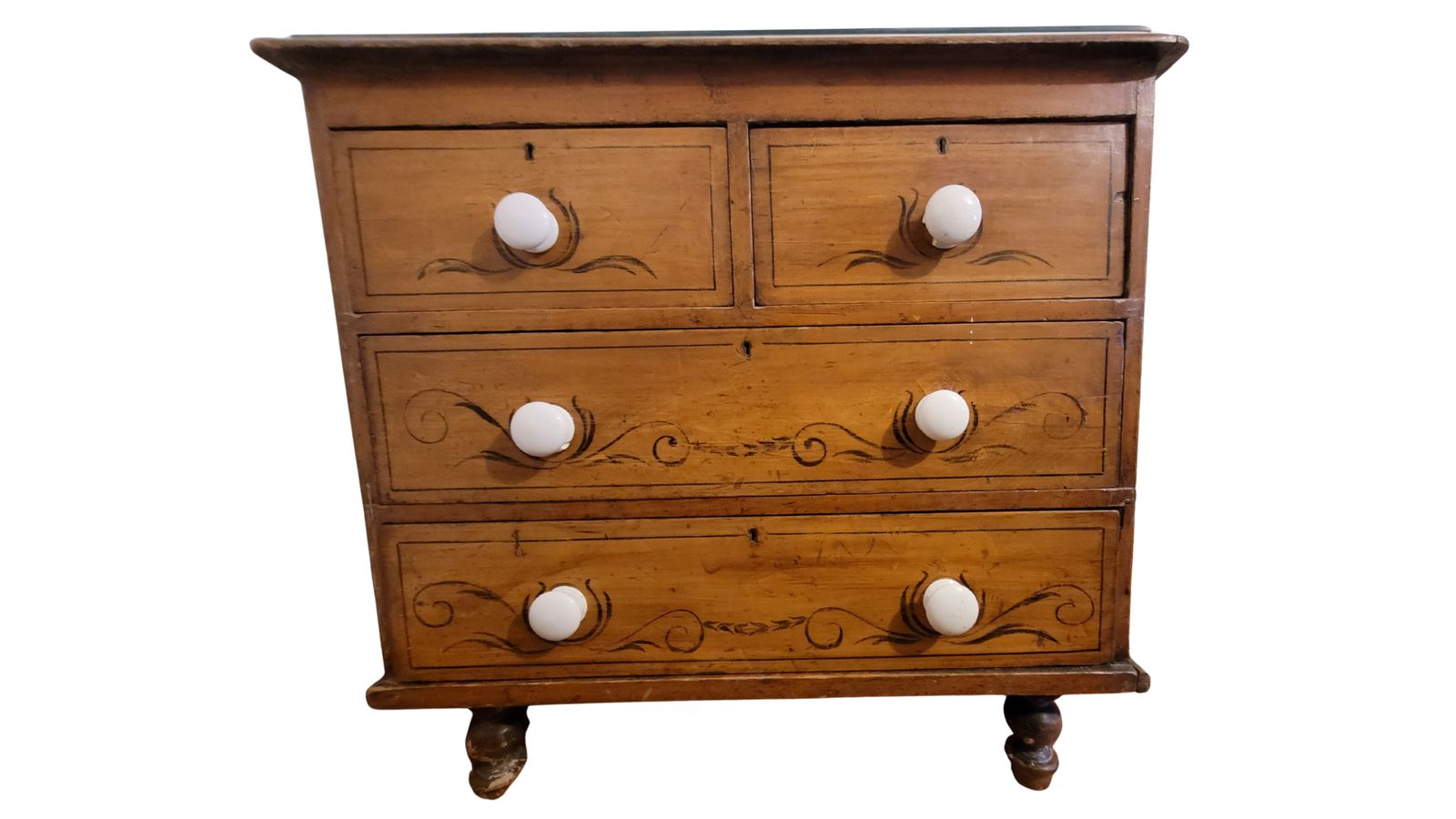 Victorian Chest Of Drawers