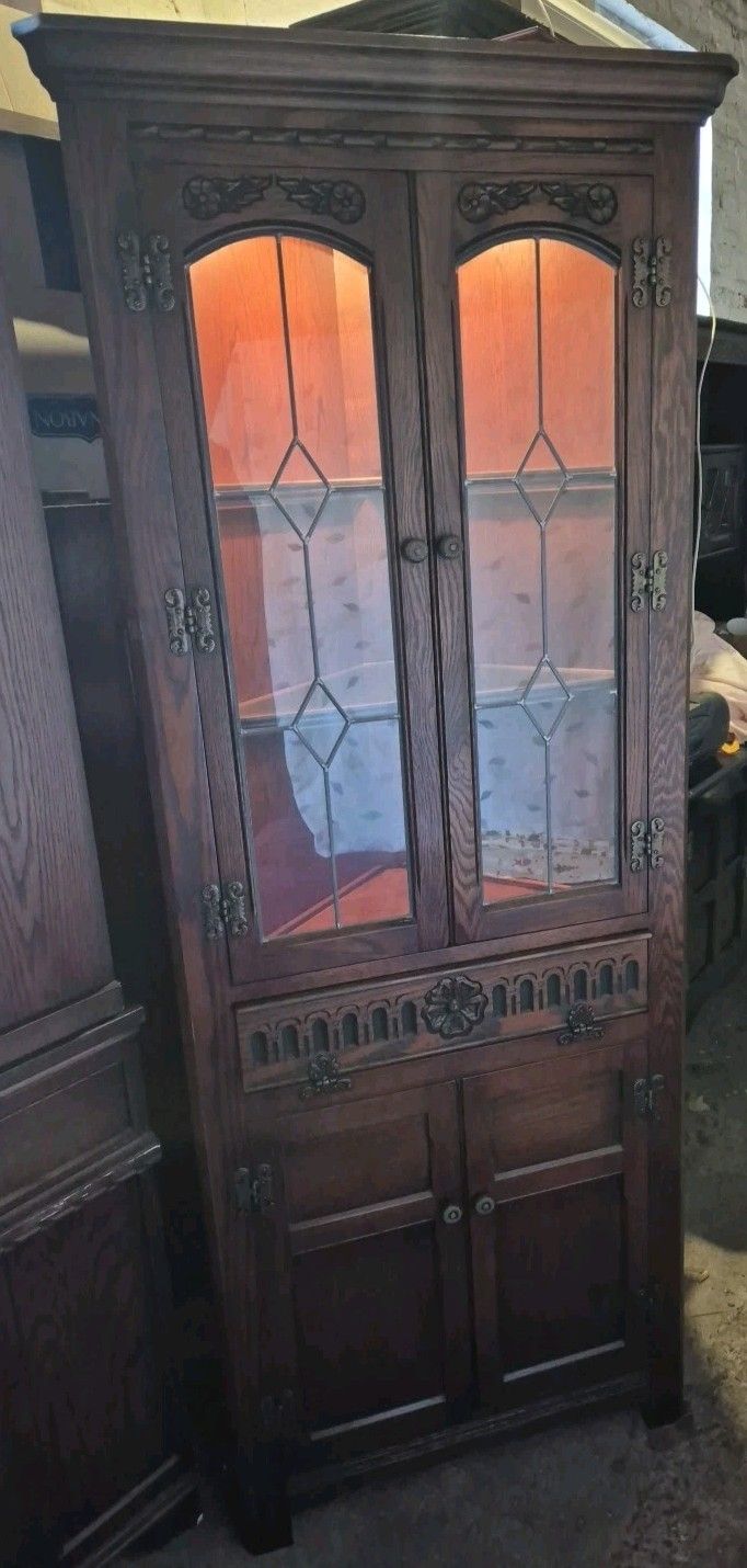 Gorgeous Oak Old Charm Corner Cabinet. 2263. Tudor Brown With Light