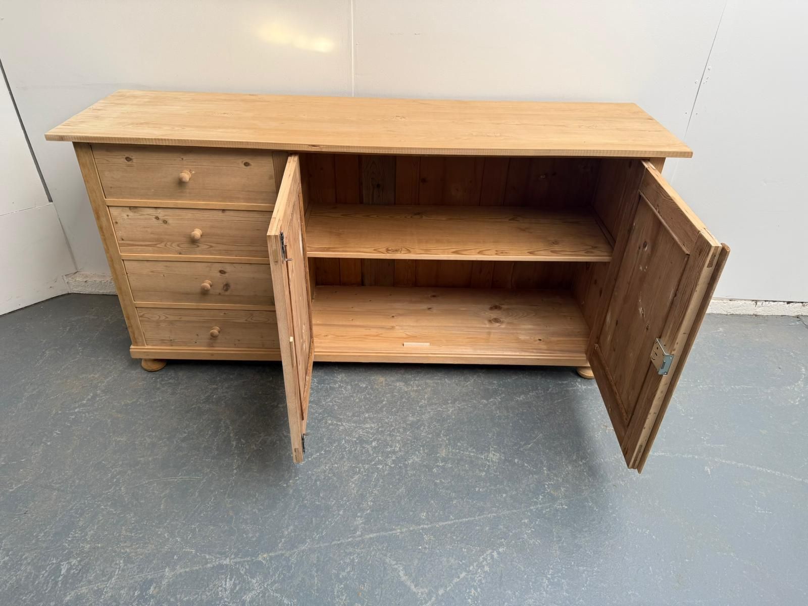 A Superb Antique Pine 4 Drawer Kitchen Dresser Base To Wax / Paint photo Furniture