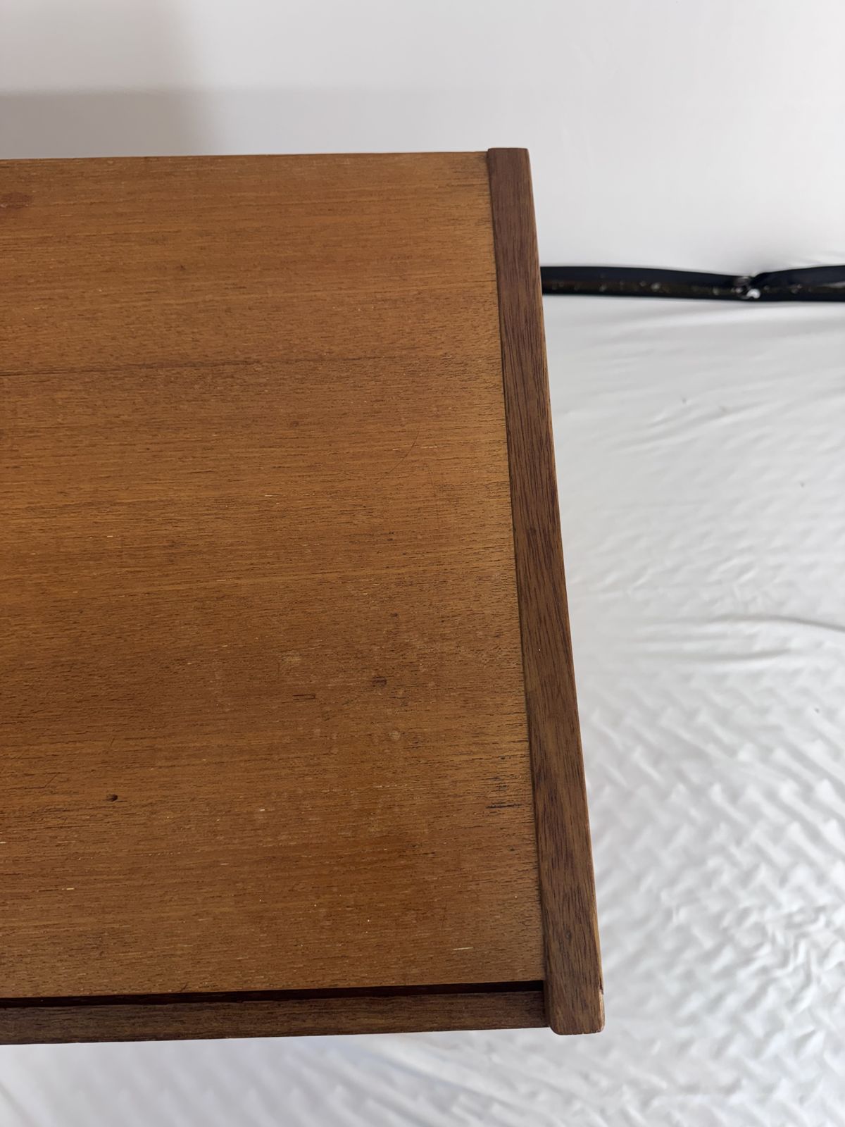 Furniture Beaver And Tapley Wall Mounted Unit (Including Levelling Wall Bracket) photo