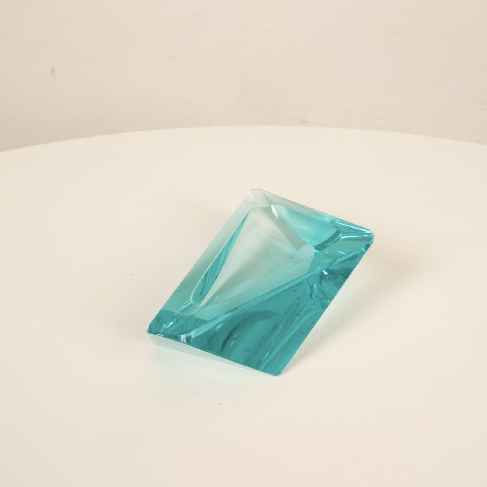 431.0 Fontana Arte Italia Style Blue Crystal Ashtray From The 1970s. photo
