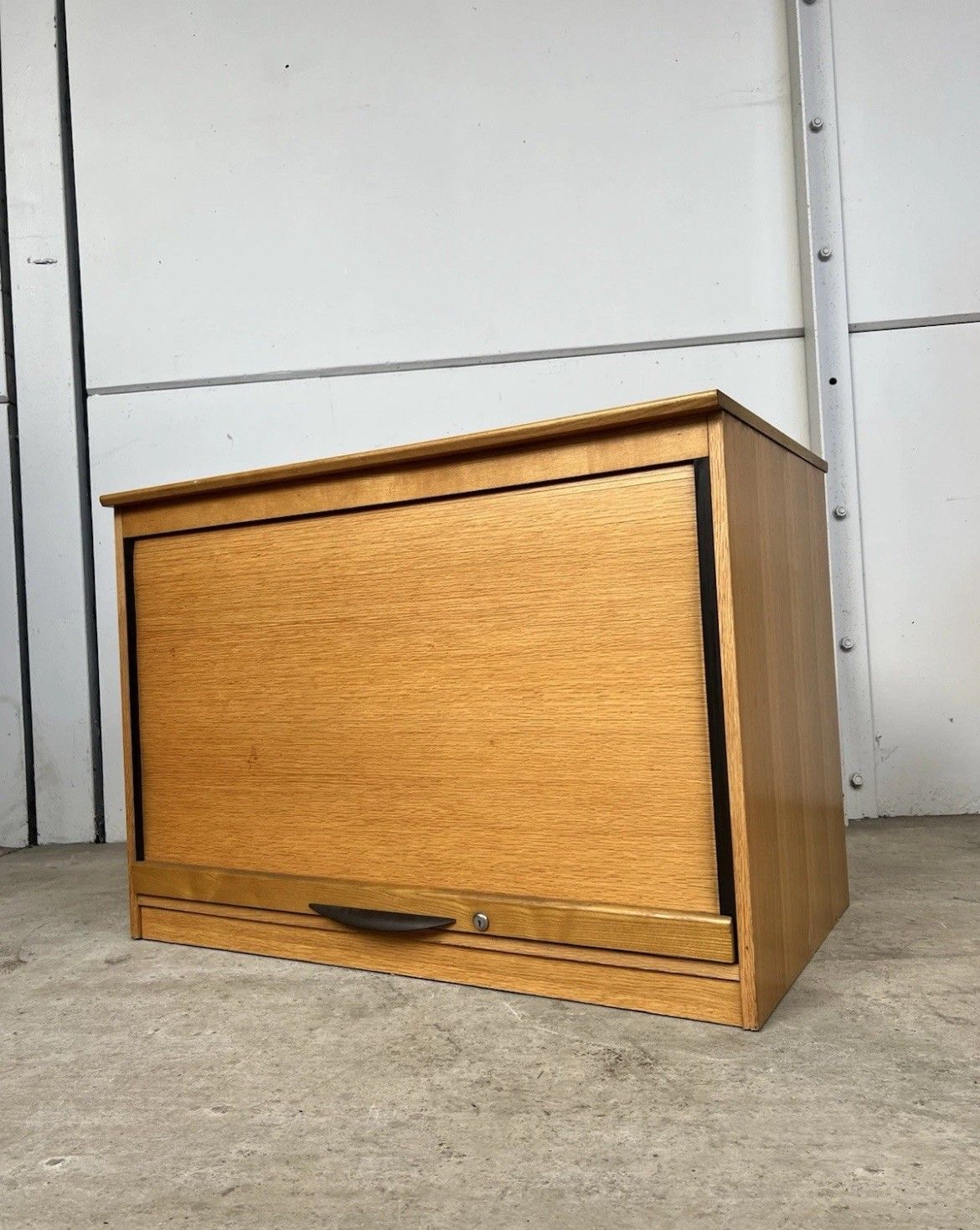 Vtg Late Mid Century Modernist Danish Scandi Media Cabinet Unit *Delivery Avail