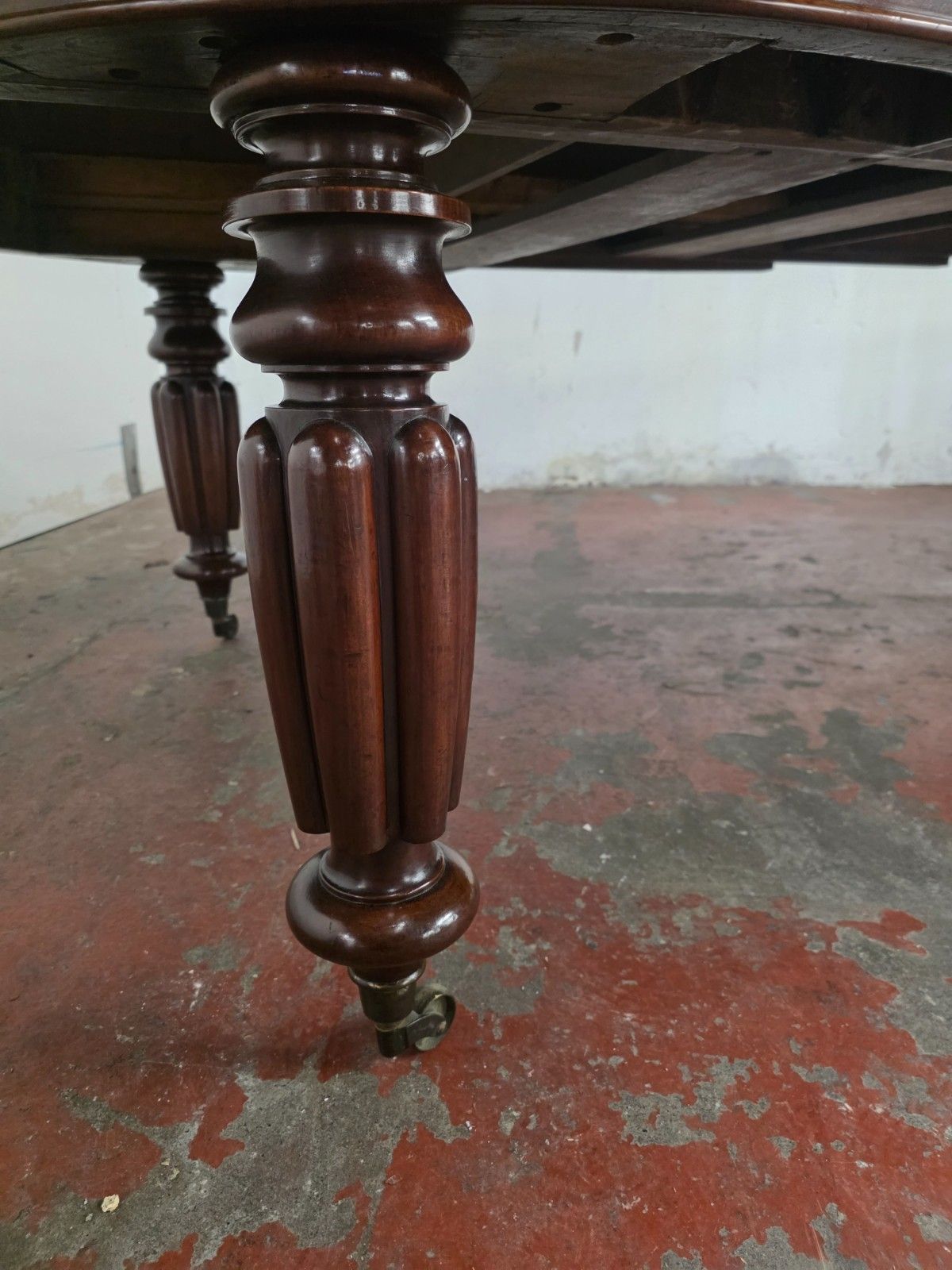 photo vintage Antique Large William IV Mahogany Banquet/Extending Dining Table 1840s.