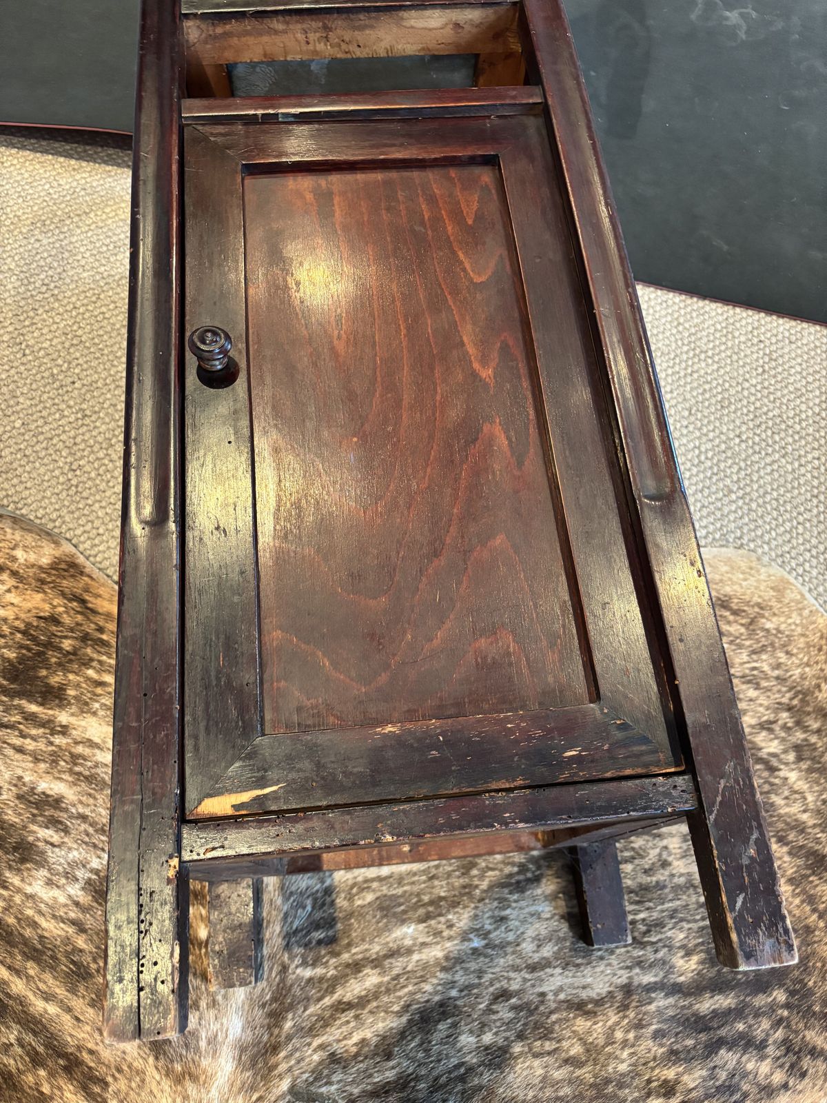 photo furniture Antique Marble And Mahogany Washstand