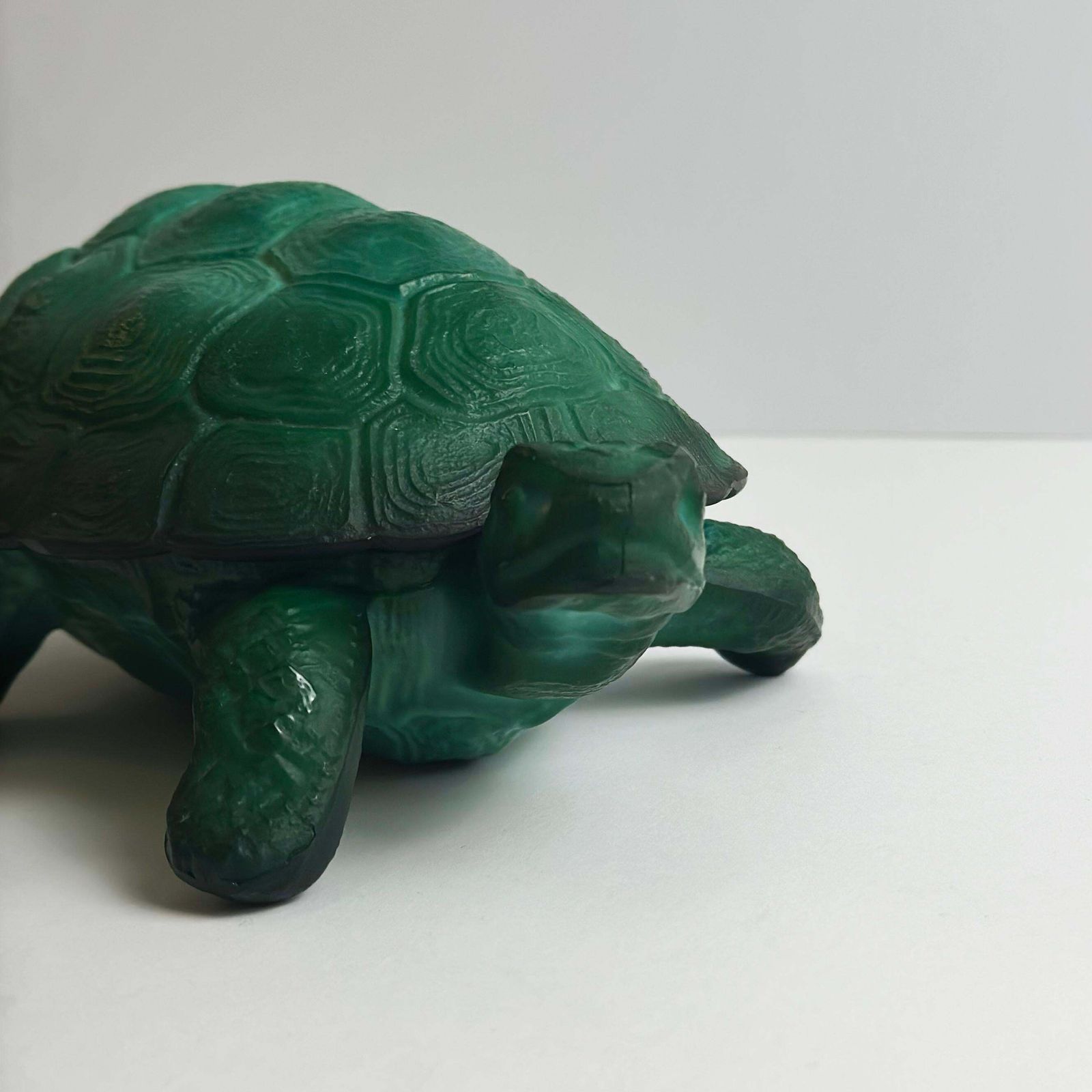 Malachite Green Glass Turtle Trinket Box By Curt Schlevogt, Czechoslovakia 1960s photo Home Decor