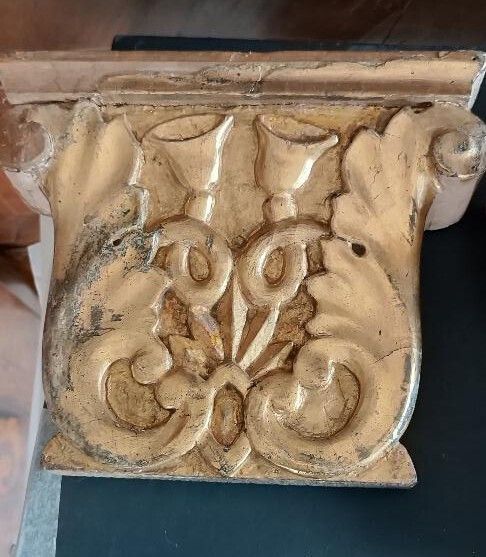 Antique Pair Of Carved And Gilded Wooden Friezes photo vinterior