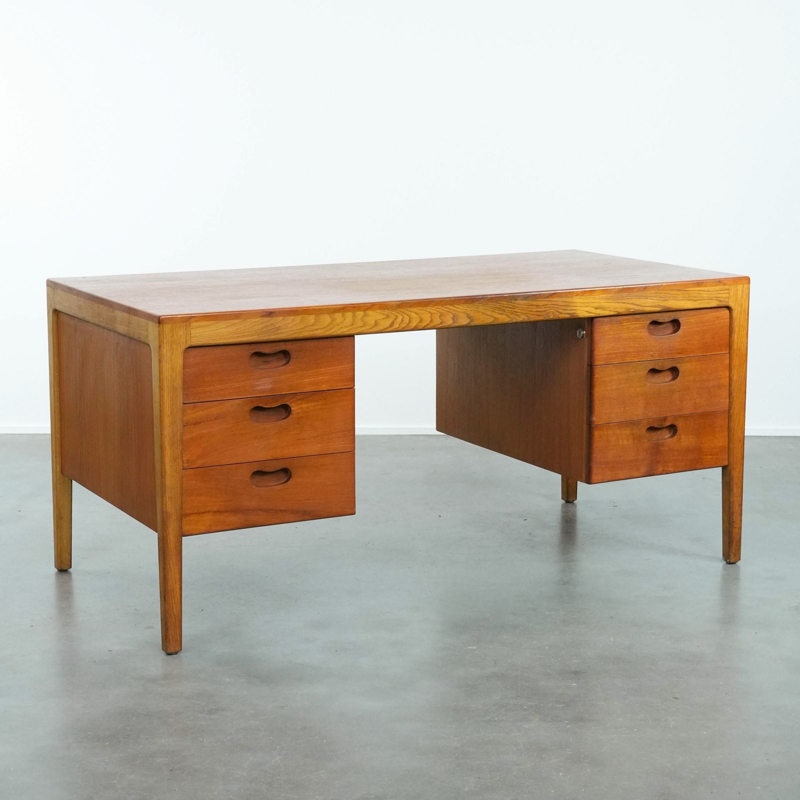 Vintage Bureau Uit De Jaren 1960, Duits Design Van Hartmut Lohmeyer Voor Wilkhahn, Met 6 Lades