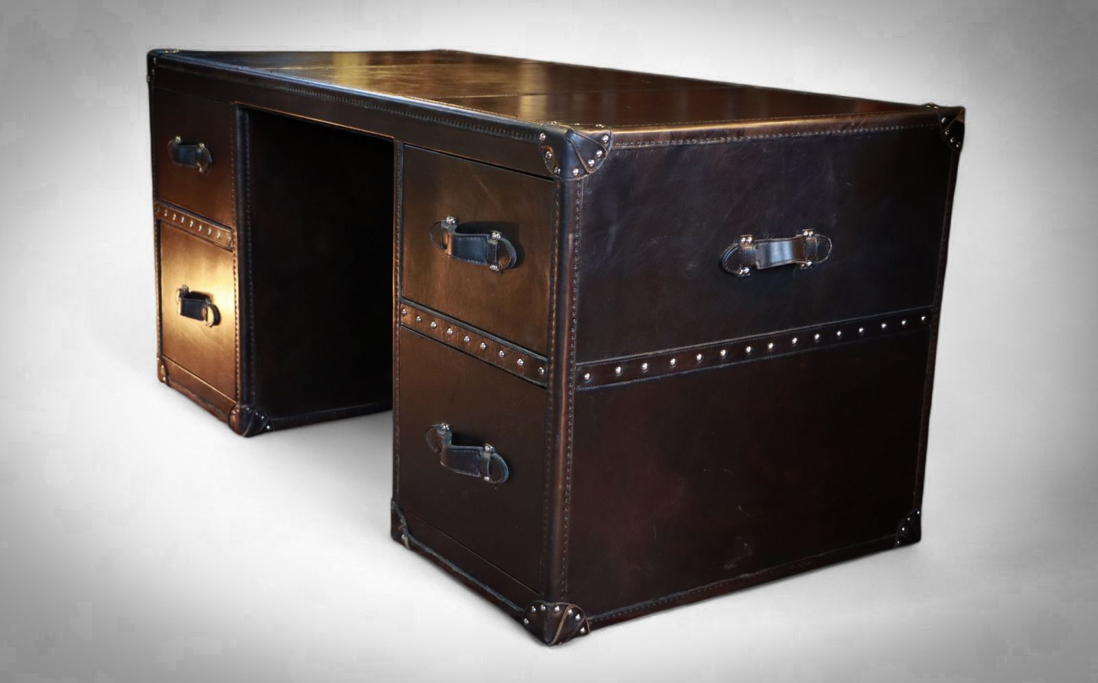 Stunning Timothy Oulton Halo Stoneyhurst Mayfair Leather Desk Destroyed Black photo furniture