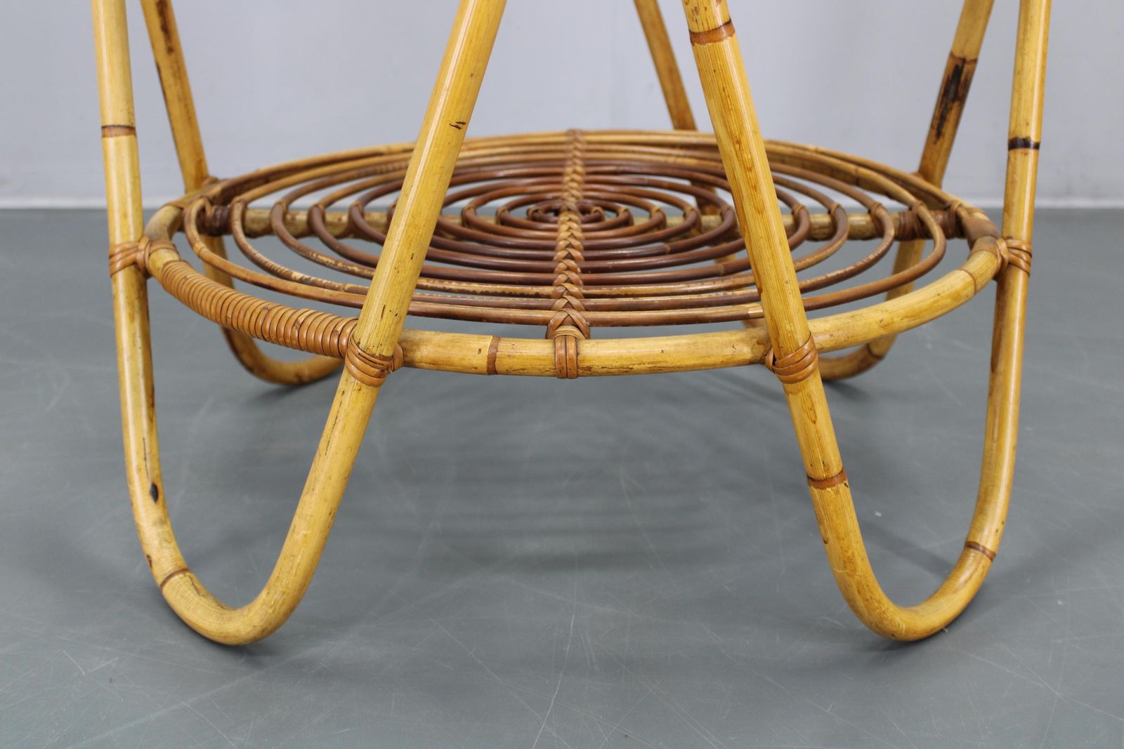 1960s Italian Rattan Coffee Table With Glass Top, Mid Century Round Design photo buy
