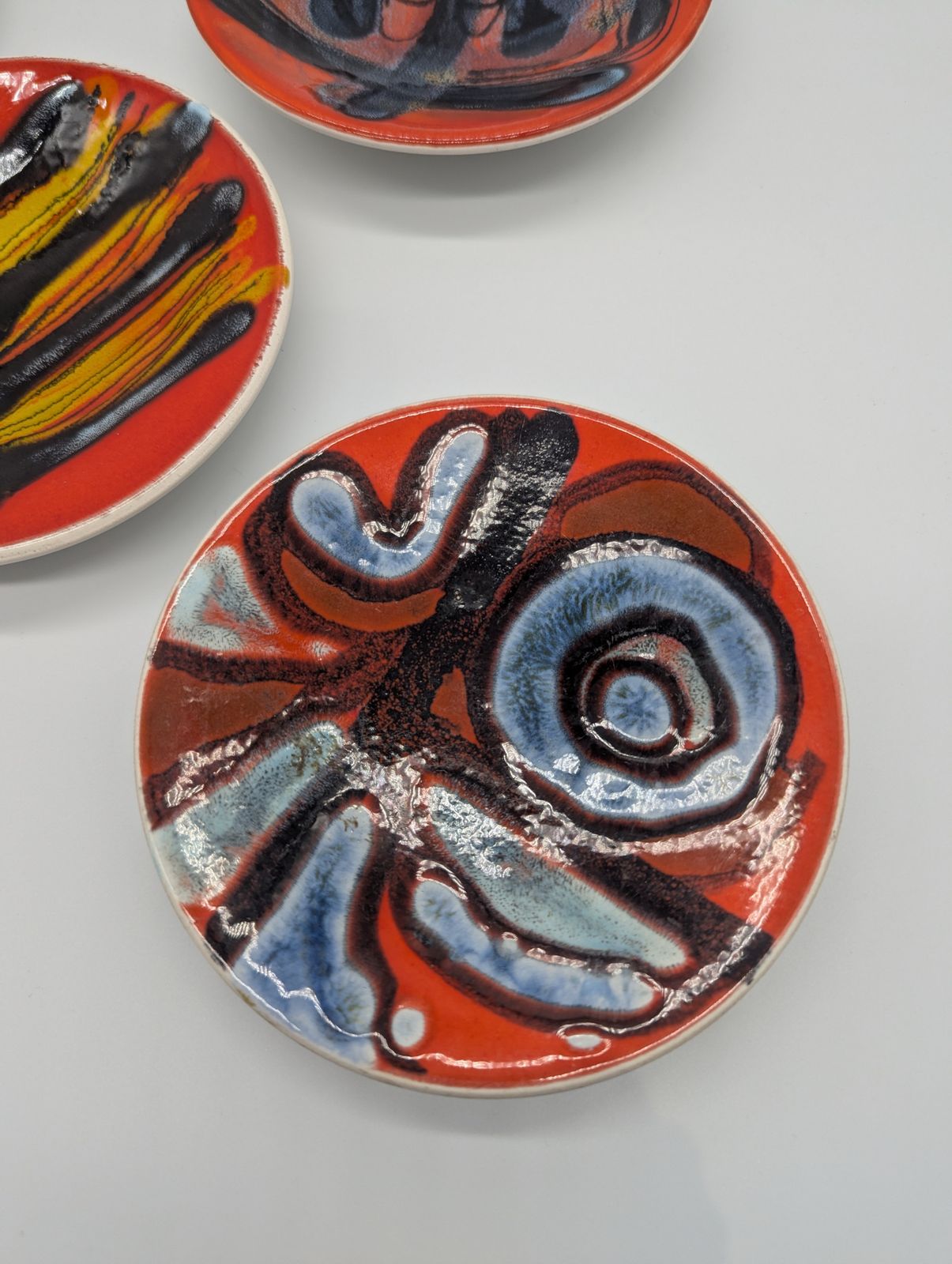 195.0 Set Of 5 Poole Pottery ‘Delphis’ Pin Dishes – Shape 49 – 1960s – From A Single Collection photo