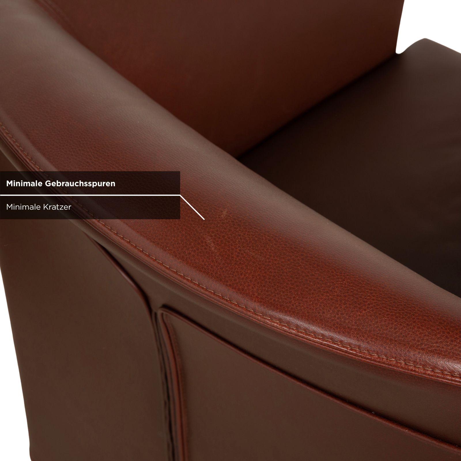 photo furniture Fauteuil Wittmann Aura XL en cuir brun rouge
