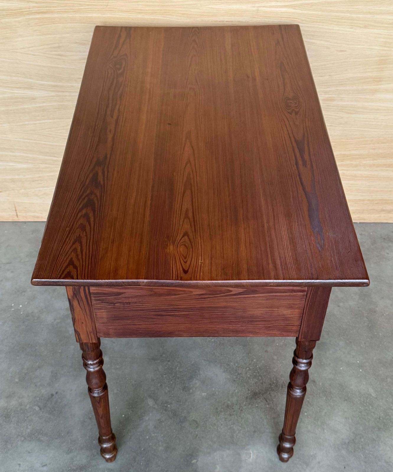 Table console ou table de canapé espagnole rustique en pin « Mobila », avec tiroir photo vintage