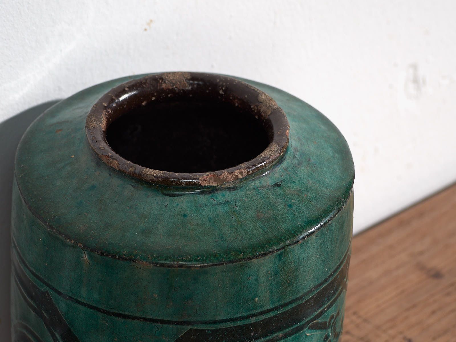 Antique Vase With Vegetal Details (C.1820) photo for sale