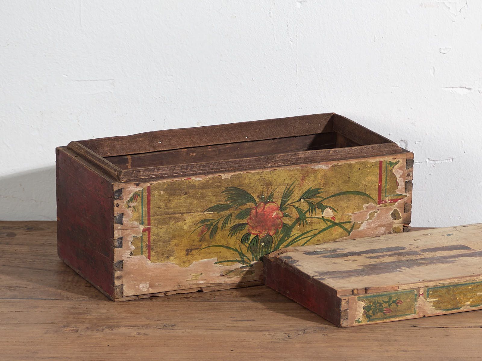 Small Antique Oriental Box With Floral Details (C.1900) #32 photo furniture
