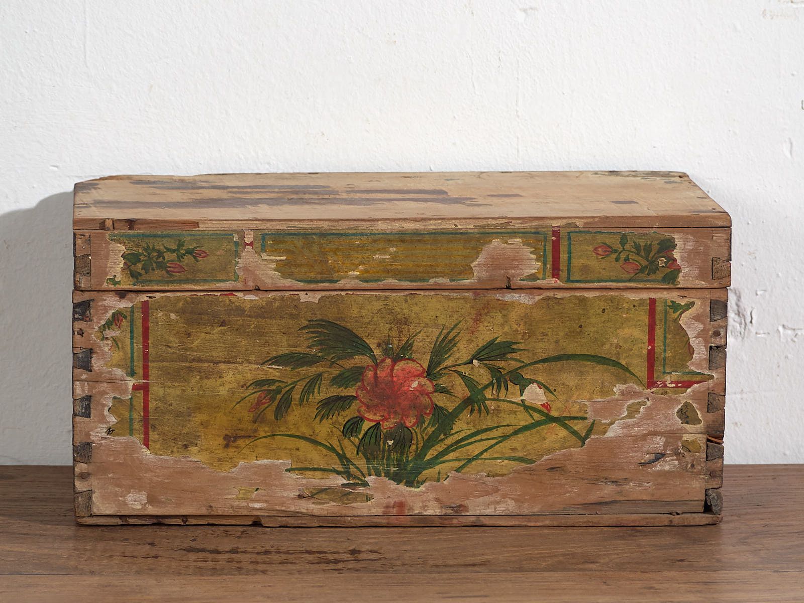 Small Antique Oriental Box With Floral Details (C.1900) #32 photo Home Decor