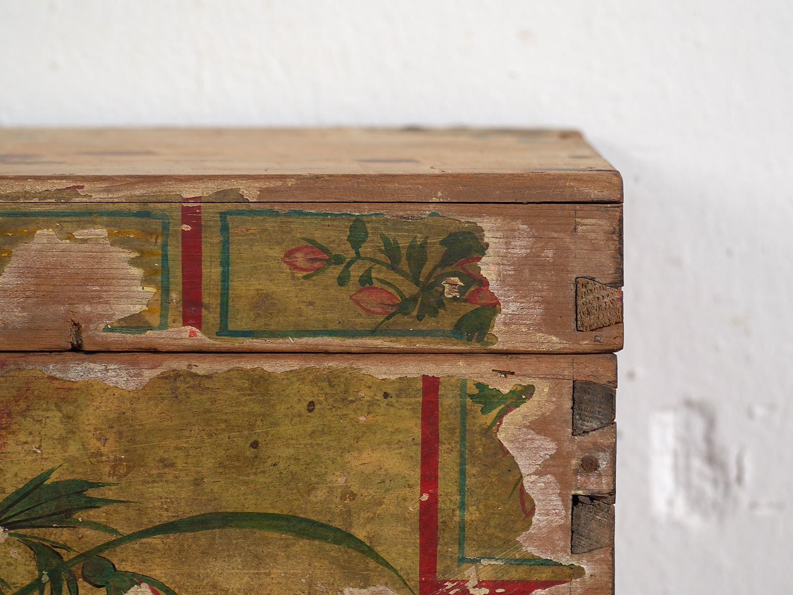 Small Antique Oriental Box With Floral Details (C.1900) #32 photo 392.0