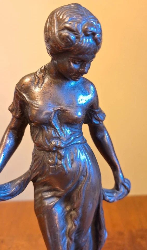 Antique Large Pair Large French Bronze Virtue Figures C.1900 Modestie & Gaitie photo vinterior