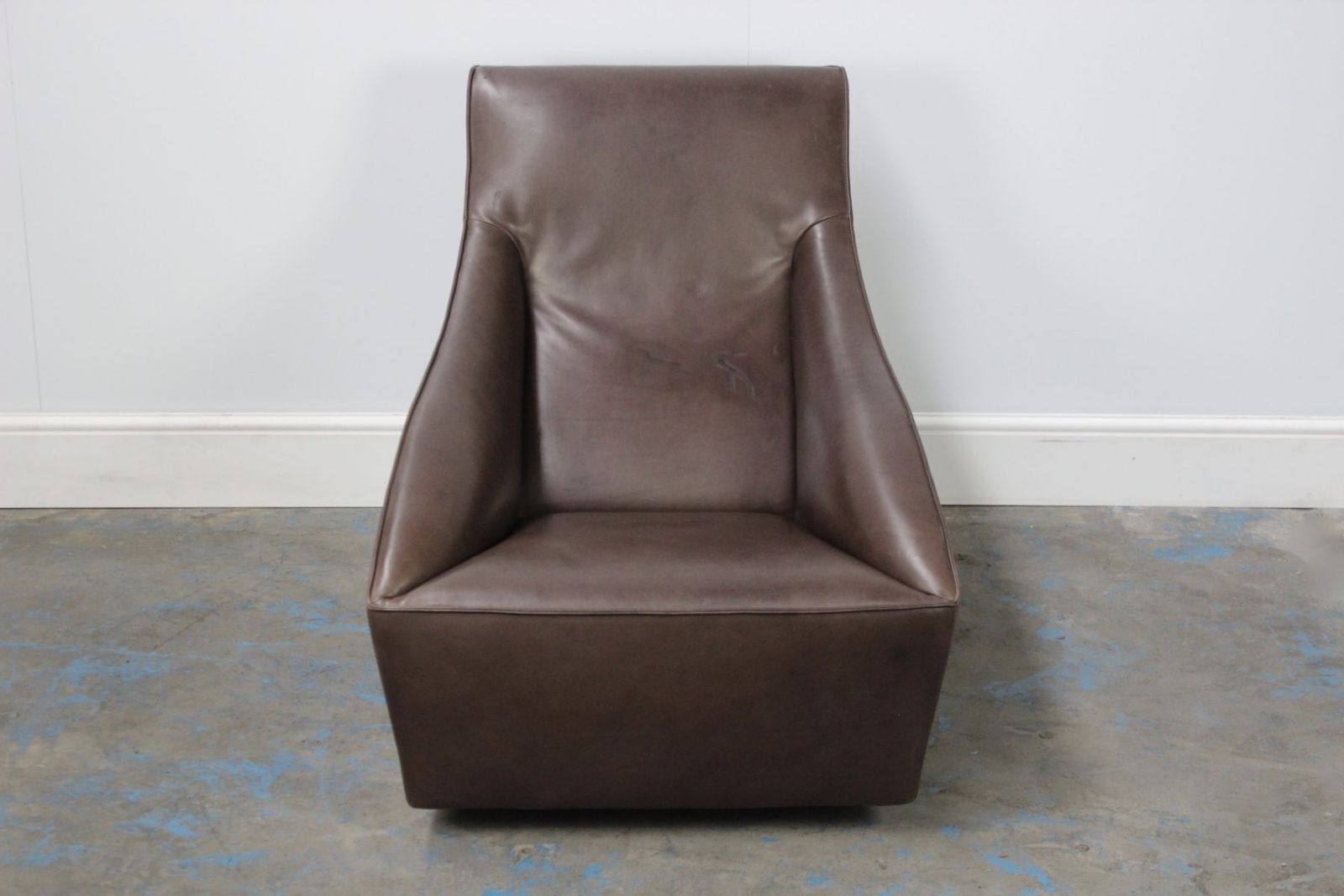 Peerless Molteni & C “Doda” Armchair In Dark Brown Leather photo 1900.0