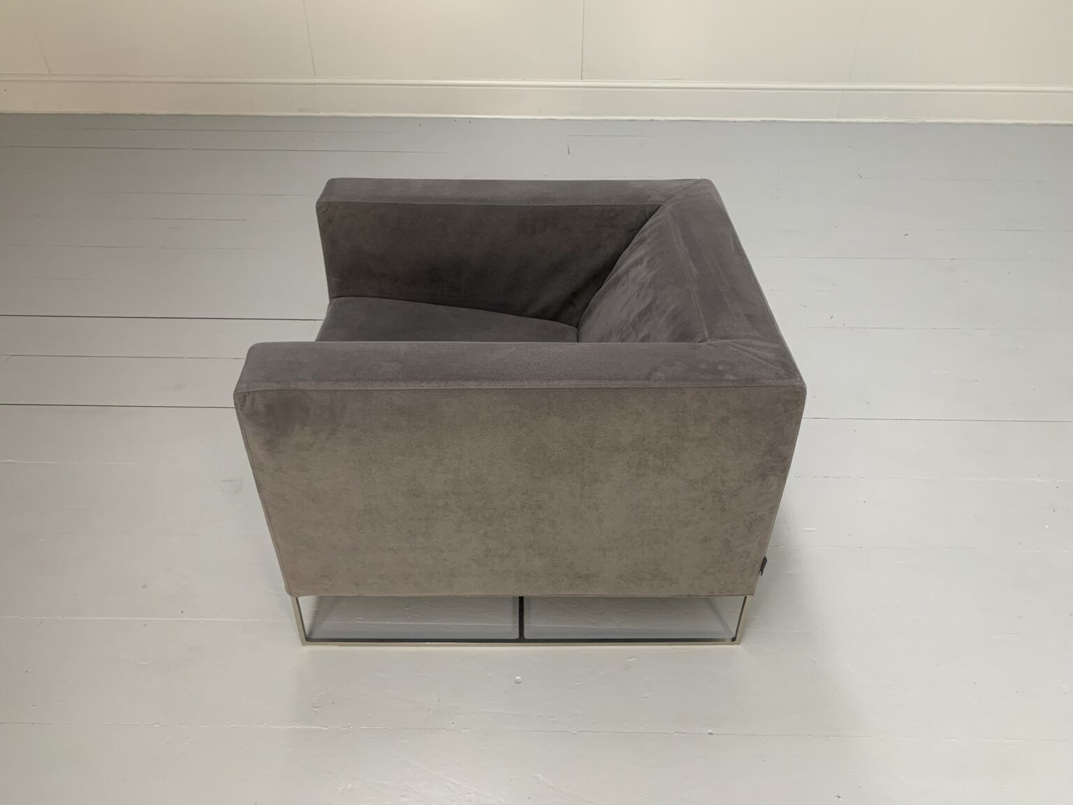 photo furniture Minotti “Klee” Armchair – In Grey Alcantara