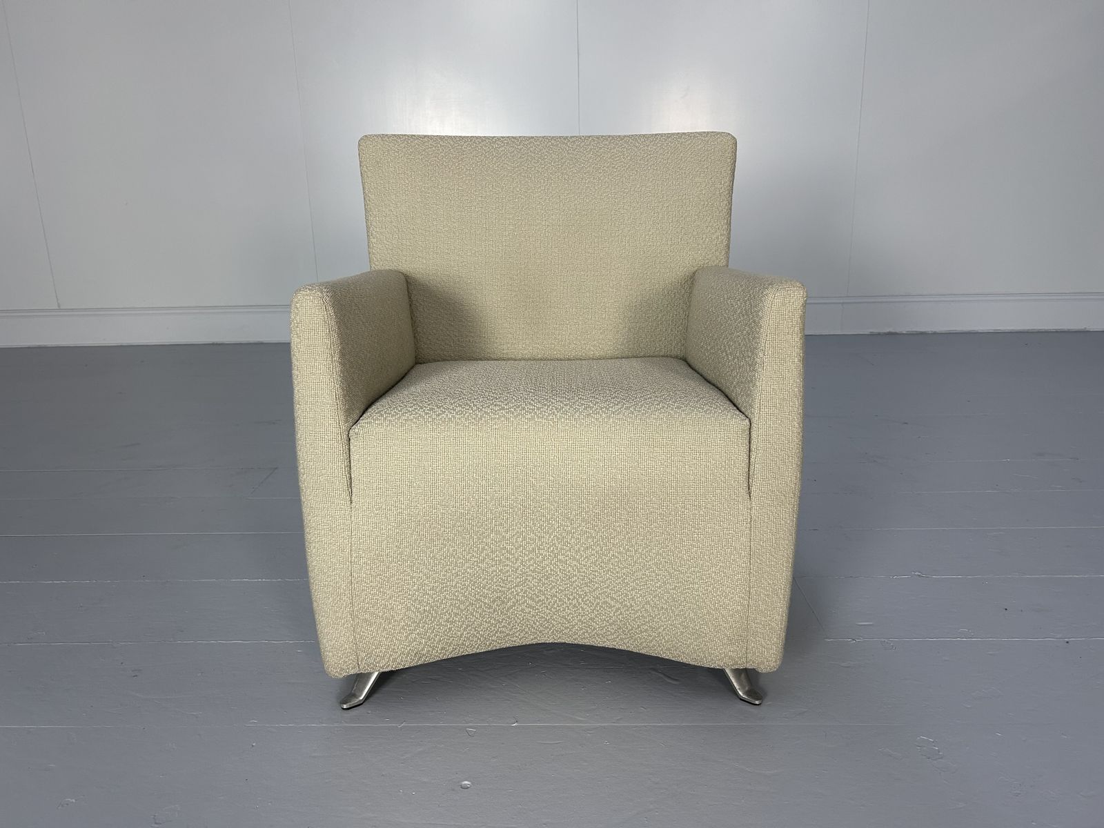 Pair Of Baleri Italia "Caprichair" Lounge Armchairs In Neutral Boucle photo vinterior