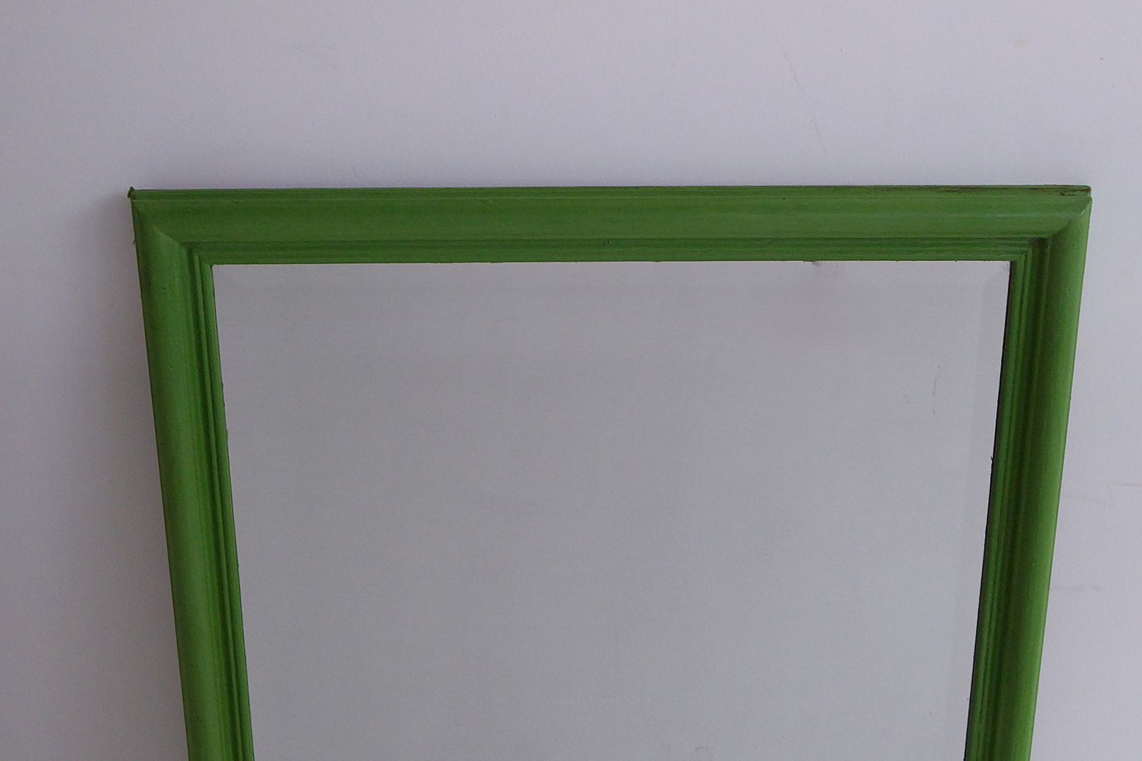 Antique Wall Mount Beveled Mirror With Painted Oak Frame photo vinterior