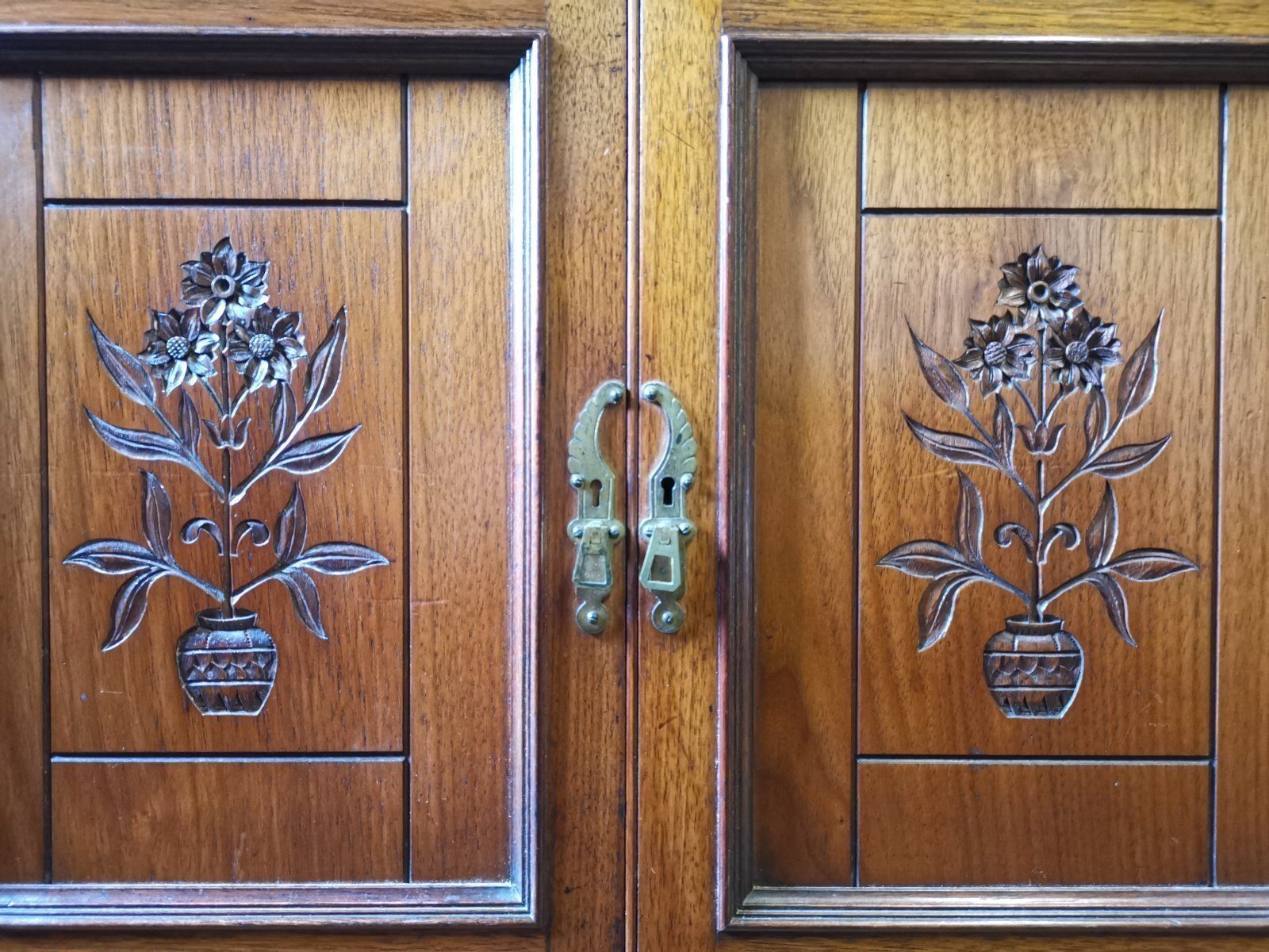 Furniture Gregory & Co, H W Batley Attri, An English Walnut Aesthetic Movement Sideboard photo