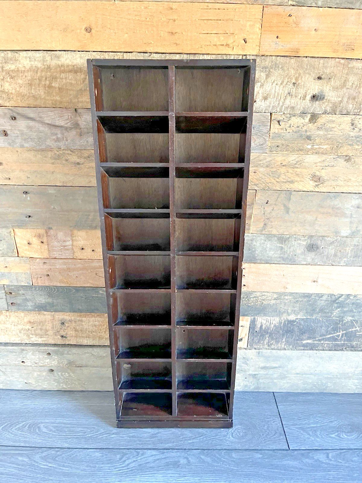 Vintage Wooden Pigeon 18 Hole Storage Rack Wall Unit Shelf Shop Display Cabinet photo furniture