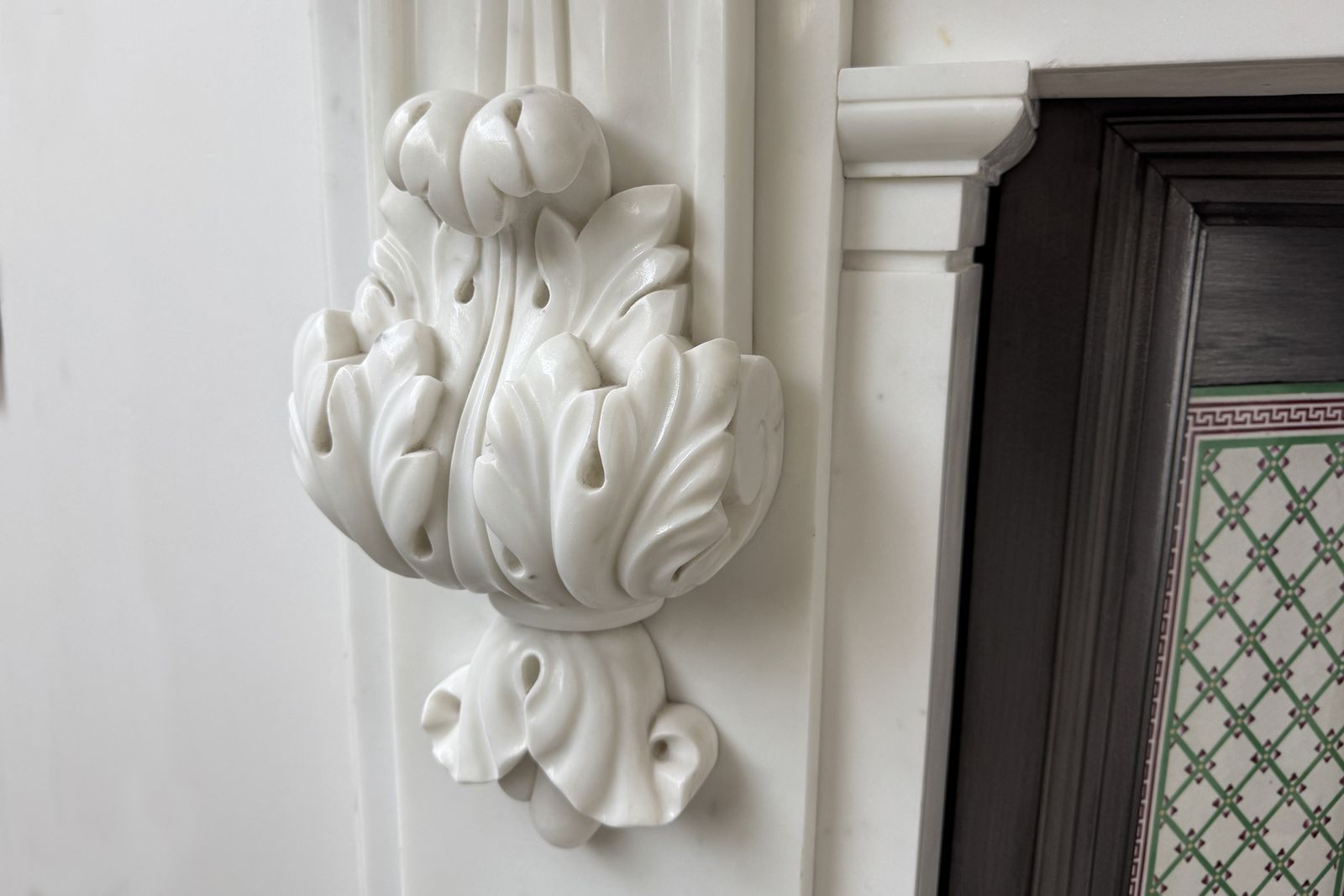Substantial Antique William IV Carved Statuary White Marble Fireplace Surround photo 12500.0