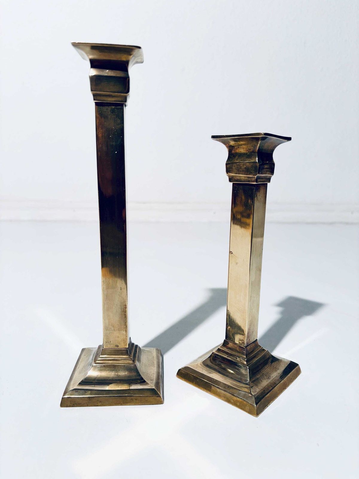 Two Brass Column Candle Holders / Hollywood Regency Classic Decor France photo Home Decor