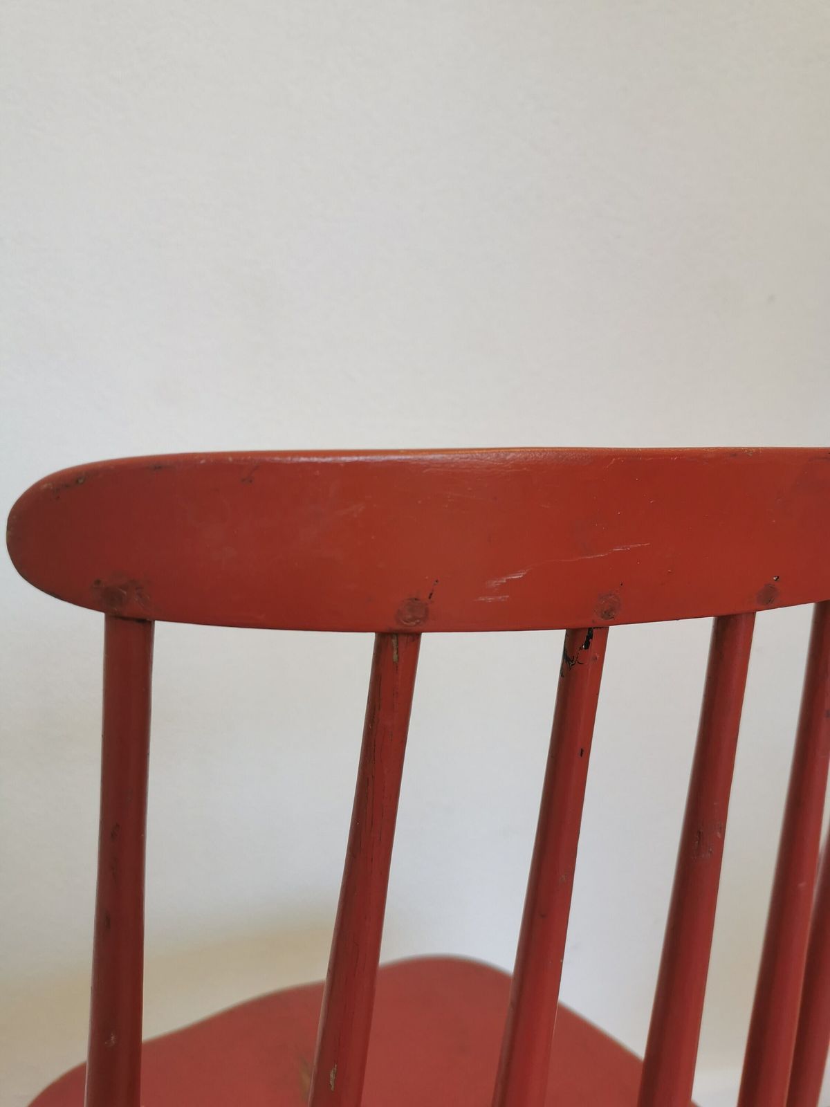 photo furniture Vintage Coral Red Dining Chair: Ilmari Tapiovaara Style, Stol Kamnik 1960s