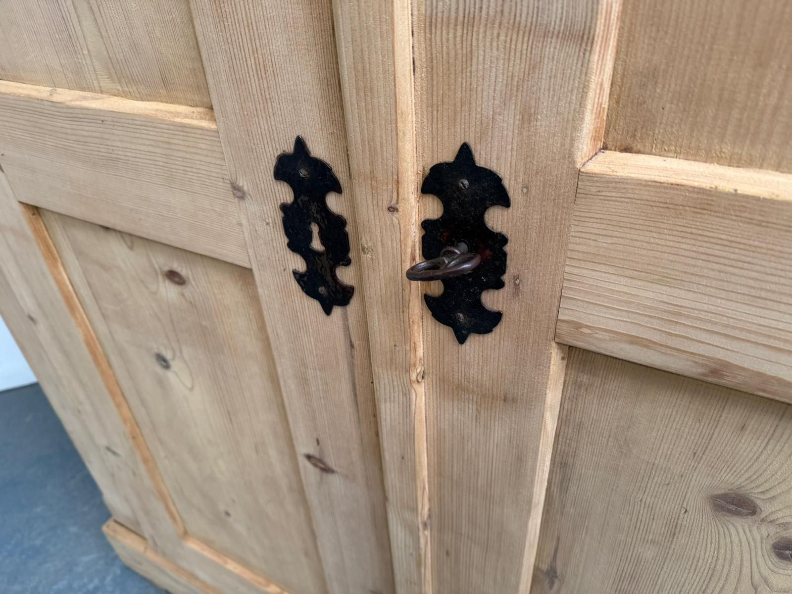 An Amazing Georgian Pine Linen Knockdown Wardrobe To Wax/Paint photo buy