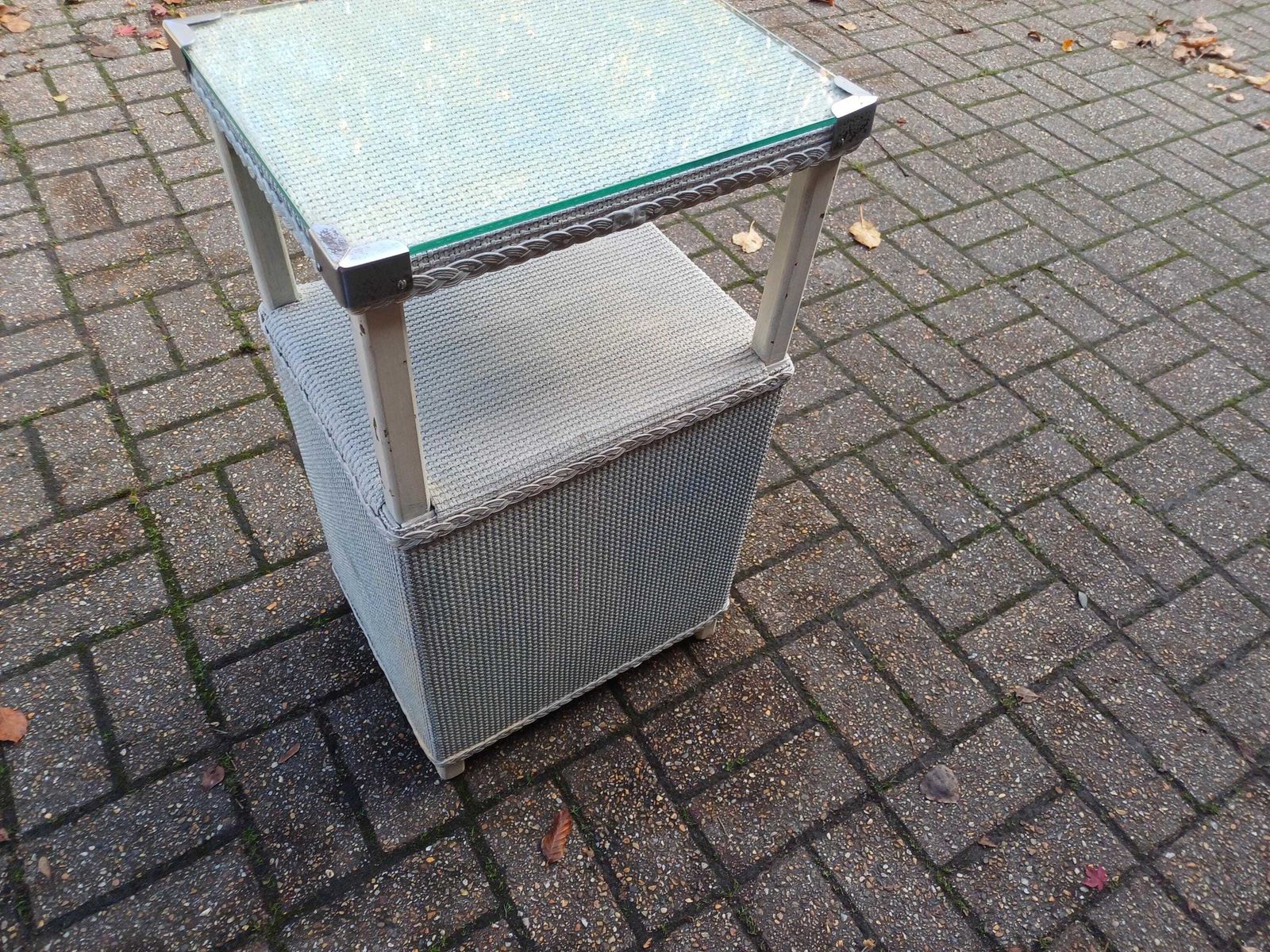 photo vintage Vintage Retro White Loom Bedside Cabinet Glass Top & Shelf Chrome Retro Lloyd Loom Style Side Table, Painted Rattan Storage Cupboard 1950s