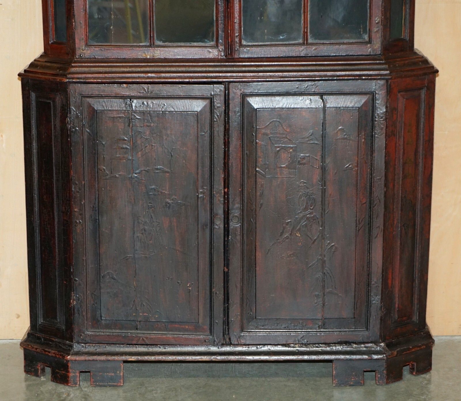 Exquisite Antique 18th Century Chinese Chinoiserie 1780 China Cabinet Cupboard photo for sale