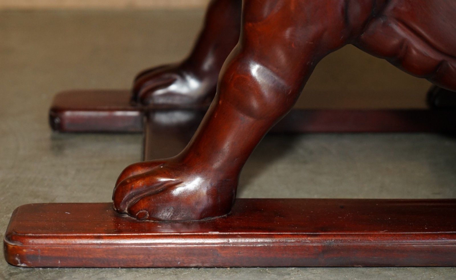 Furniture Pair Of Deep Mahogany Library Steps Depicting Ornately Carved Dogs To The Sides photo