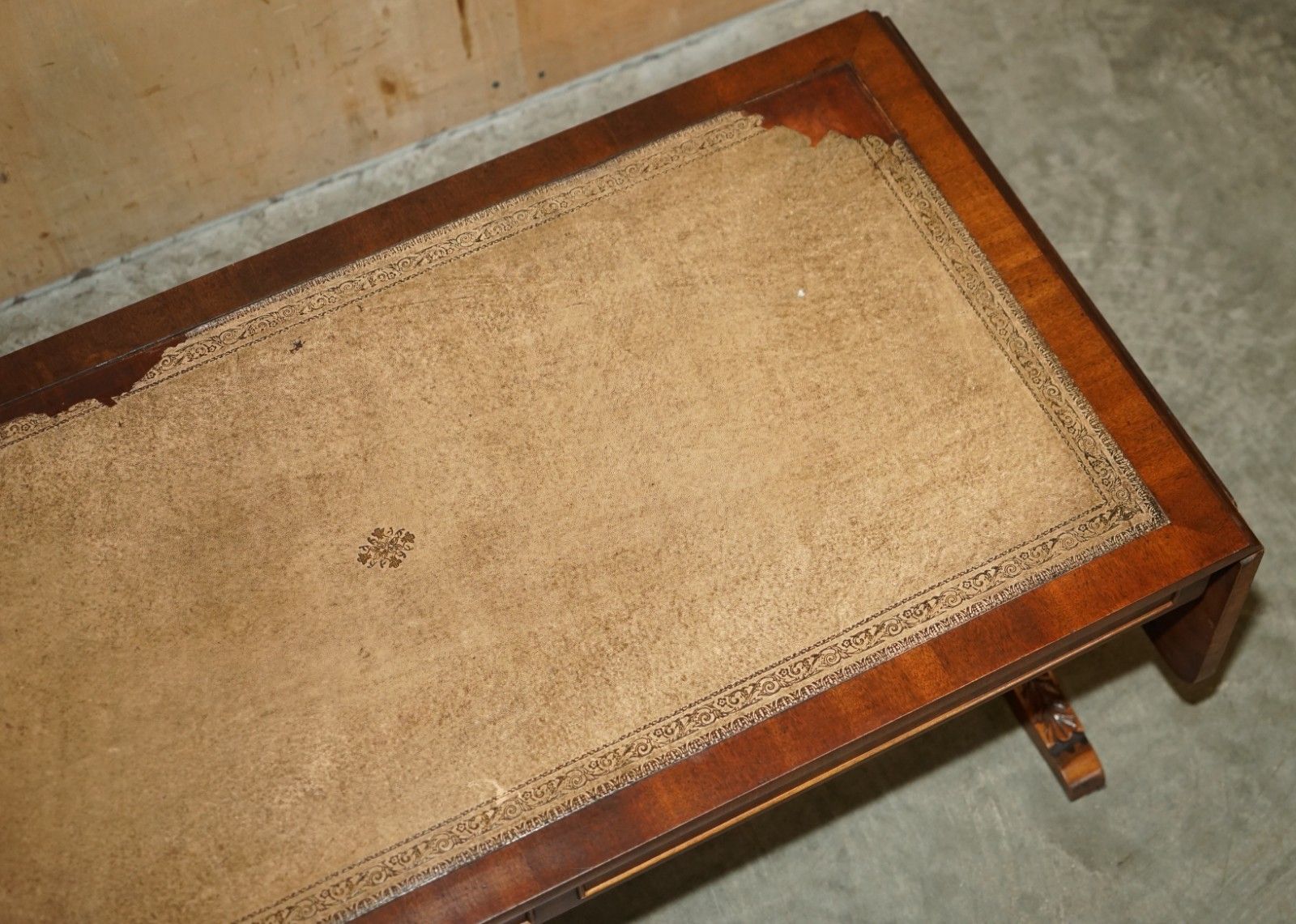Very Large Vintage Bevan Funnell Extending Leather Coffee Table Distressed Top photo vinterior