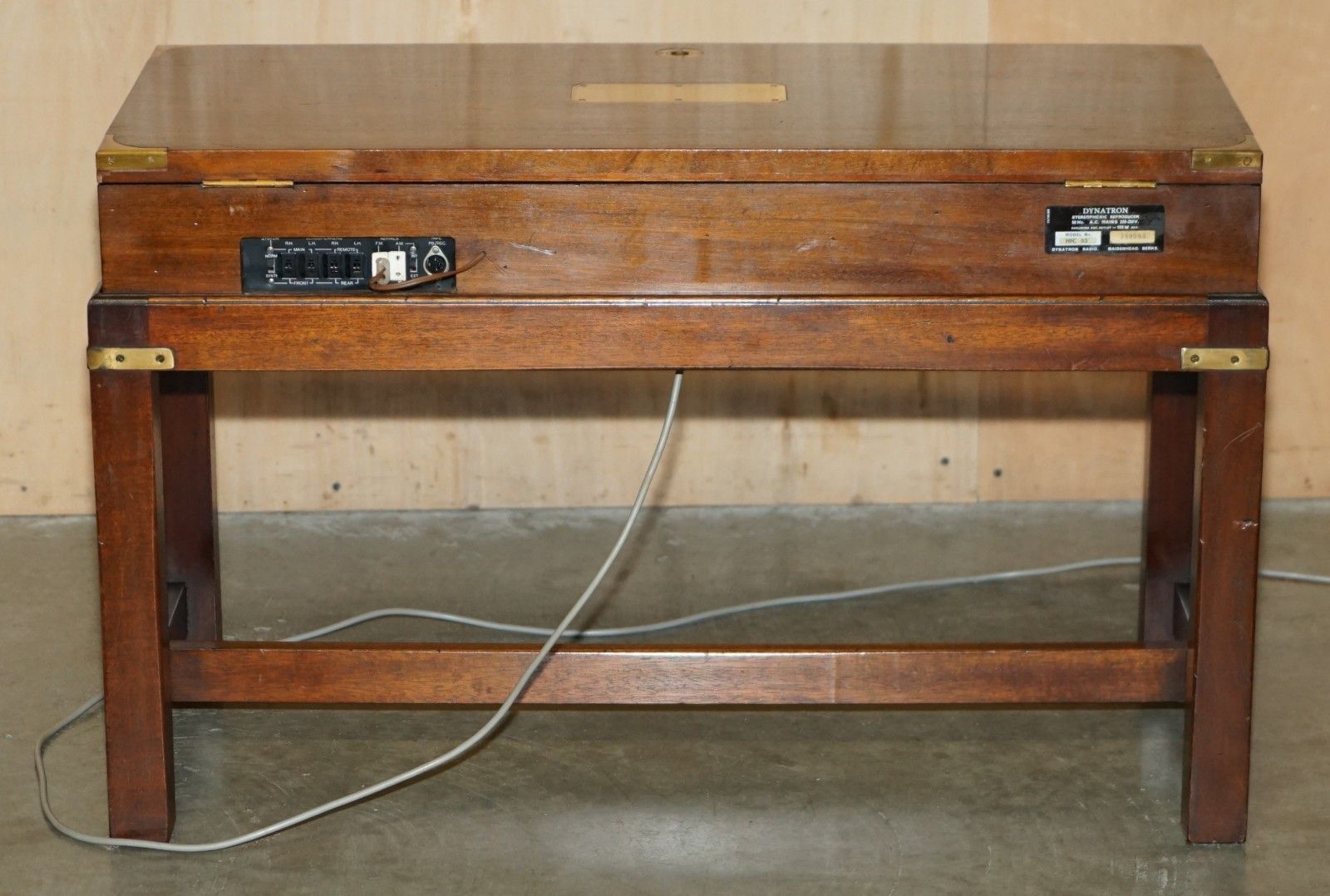 photo furniture Royal Warrant Military Campaign Dynatron Hfc 65 Record Player Radio Coffee Table