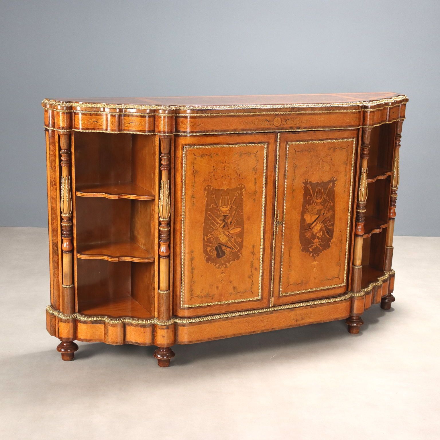 Antique Chest Of Drawers Maple Burl Veneer United Kingdom XIX Century