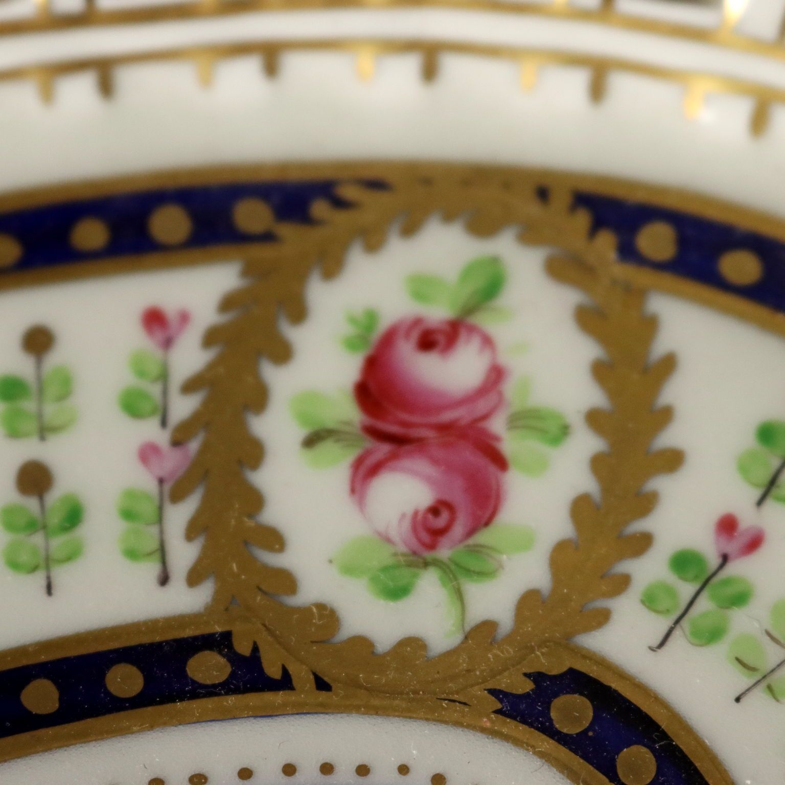 Antique Porcelain Basket Potschappel Man. Germany XX Century photo vinterior