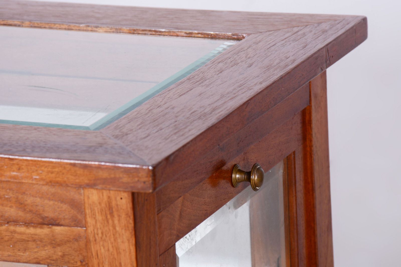 Restored Art Deco Serving Trolley, Walnut, Faceted Glass, Czech, 1920s photo 1200.0