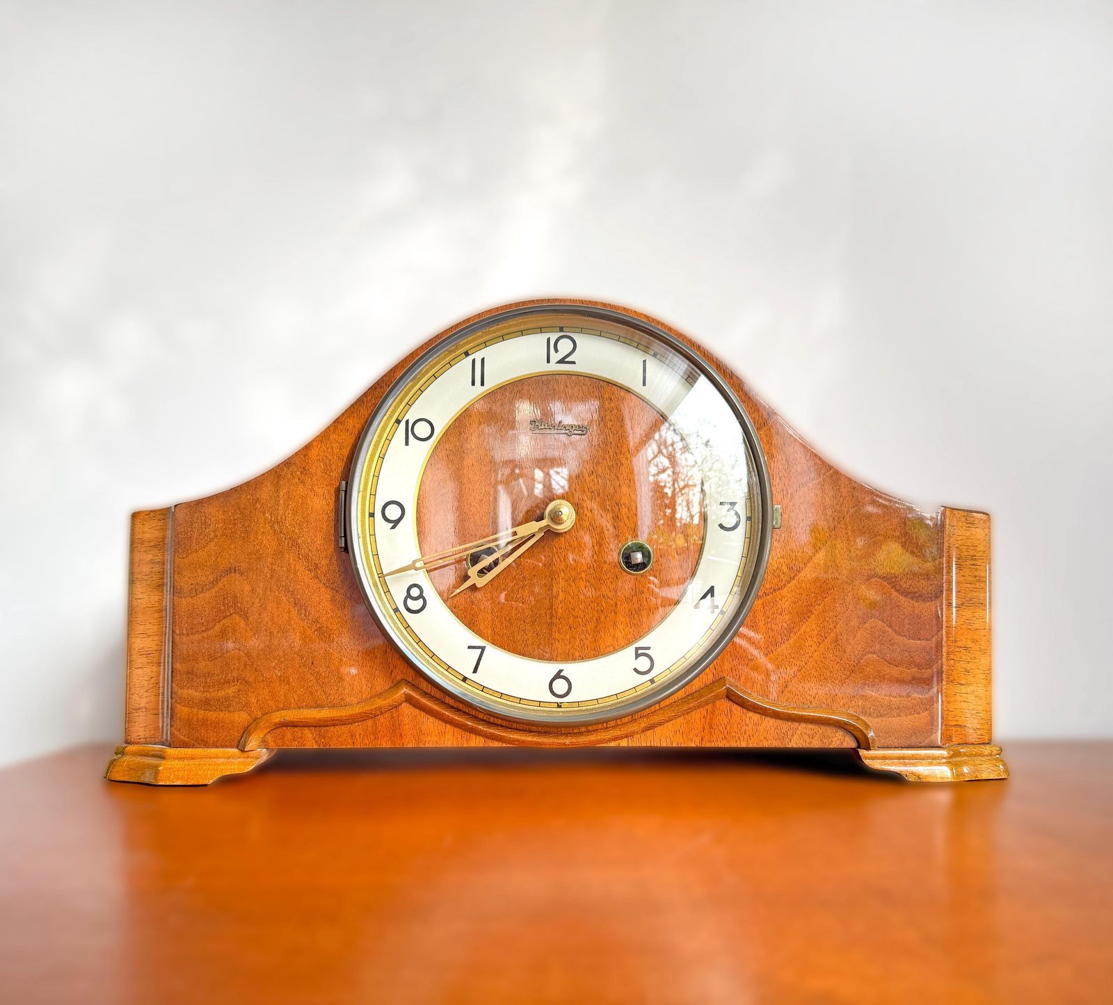Vintage Kieninger Tafel  / Schoorsteenklok · Jaren 1950 · Mid Century · Duitsland · Kienzle · Fhs · Slinger photo furniture