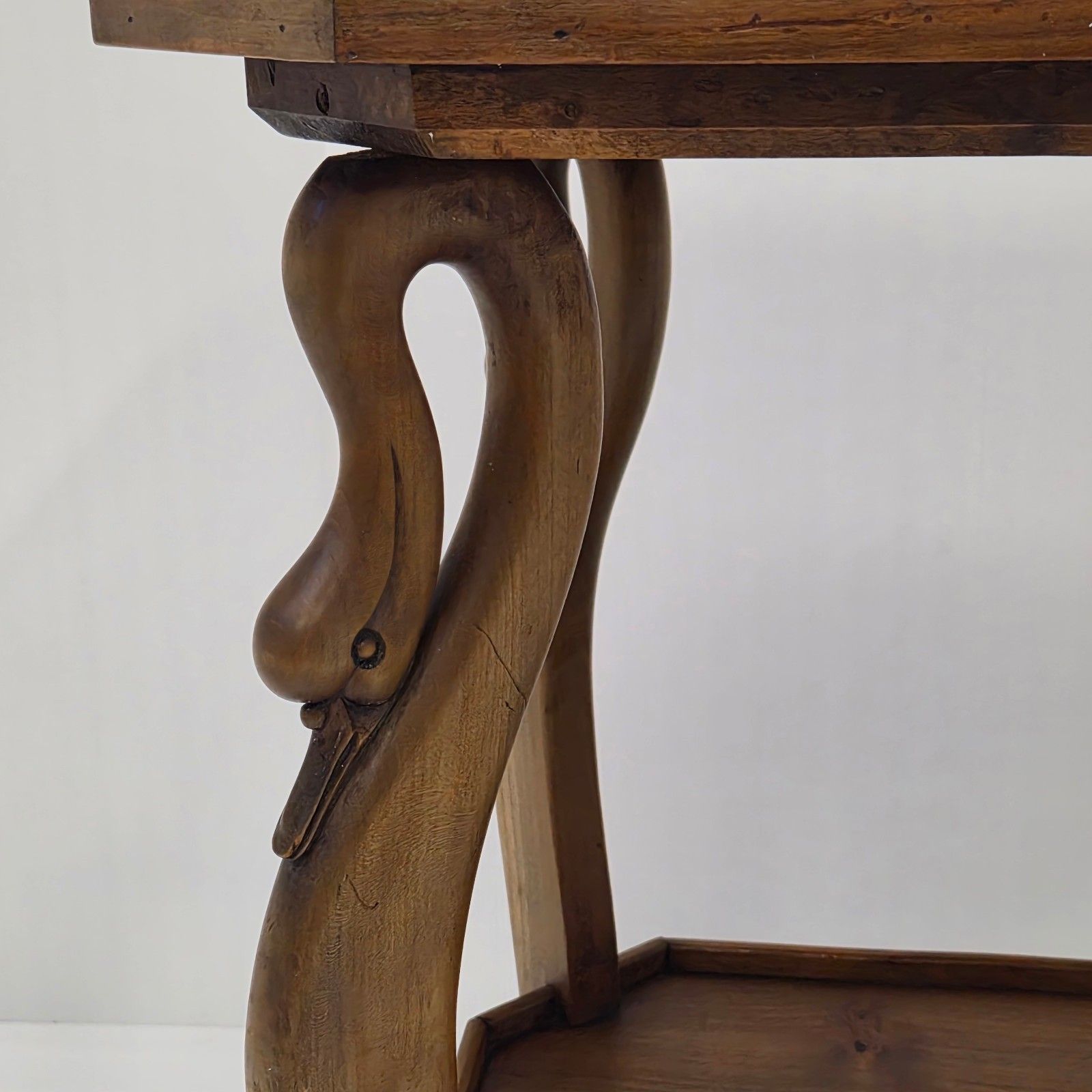 Gueridon Art Deco Art Nouveau Vintage Swans & Lion Paw Console Table photo Furniture