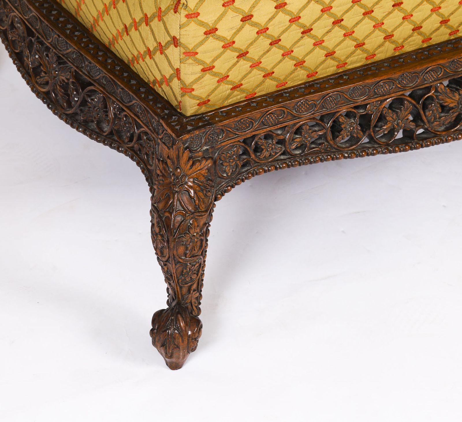 photo vintage Antique Large Anglo Indian Stool 19th Century 95x75cm